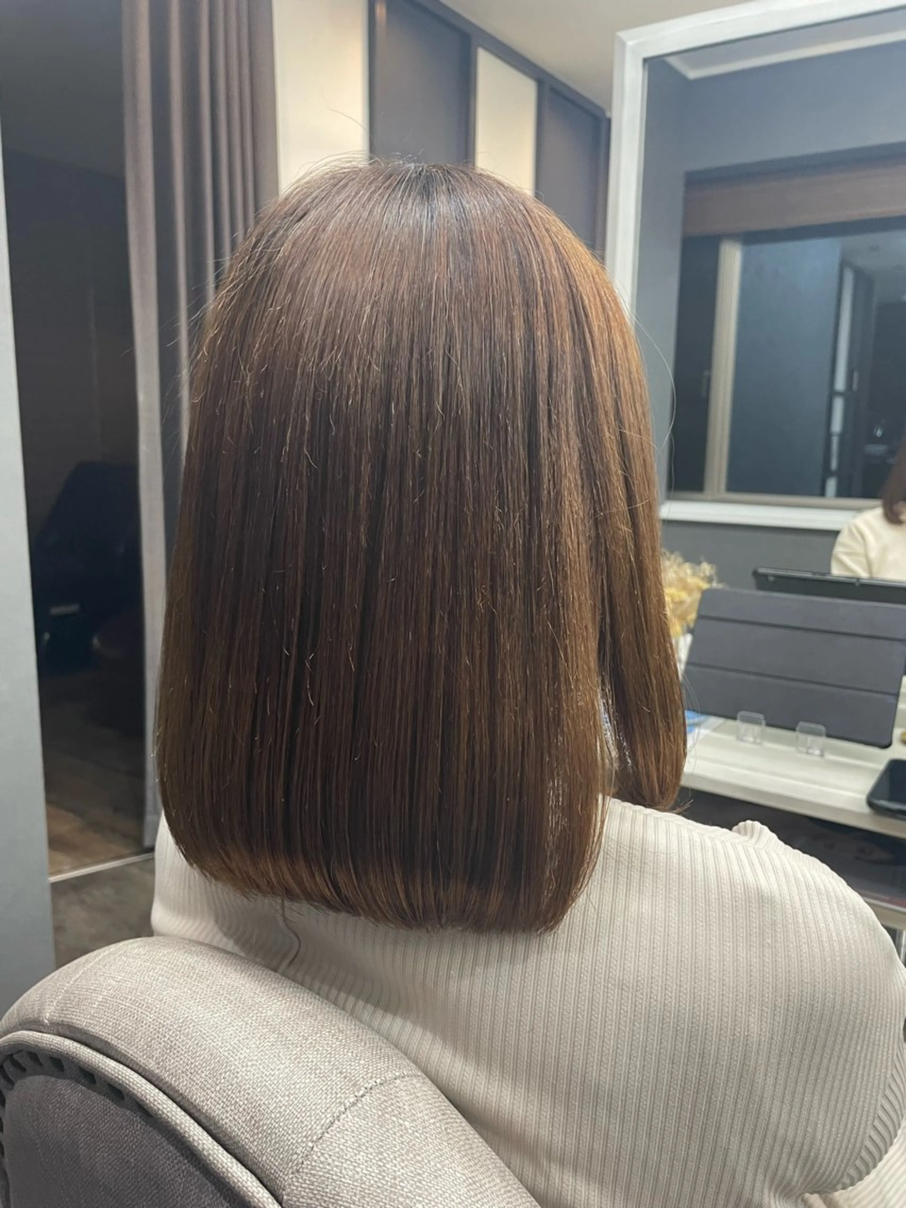 ミディアム カット 縮毛矯正 手塚 由佳のヘアスタイル