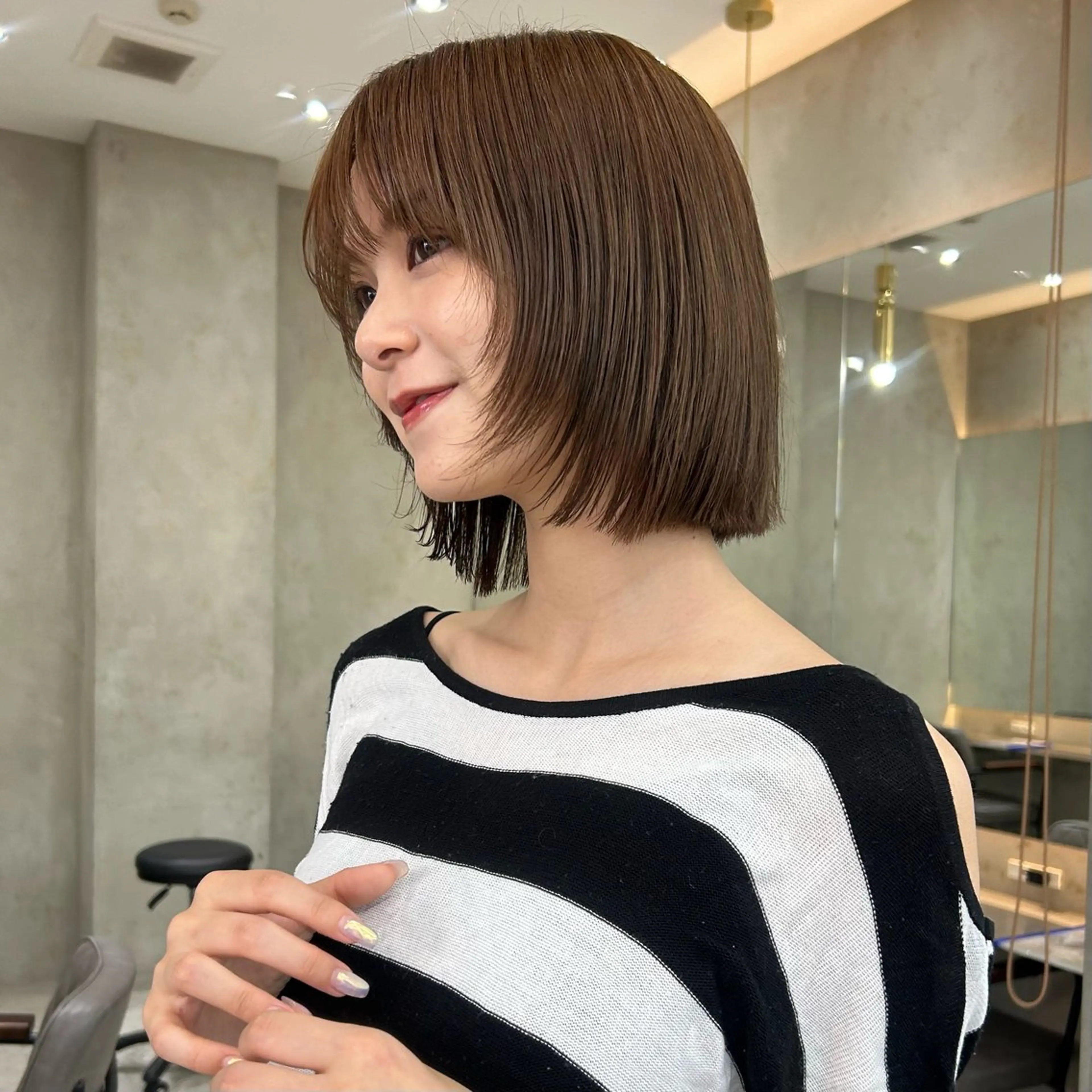 ミディアム カラー 透明感カラー ボブ 顔まわりレイヤー 顔周りカット レイヤーカット カット ヘアカラー トリートメント ボブ/くびれボブ/ 髪質改善/Ru-kaのヘアスタイル