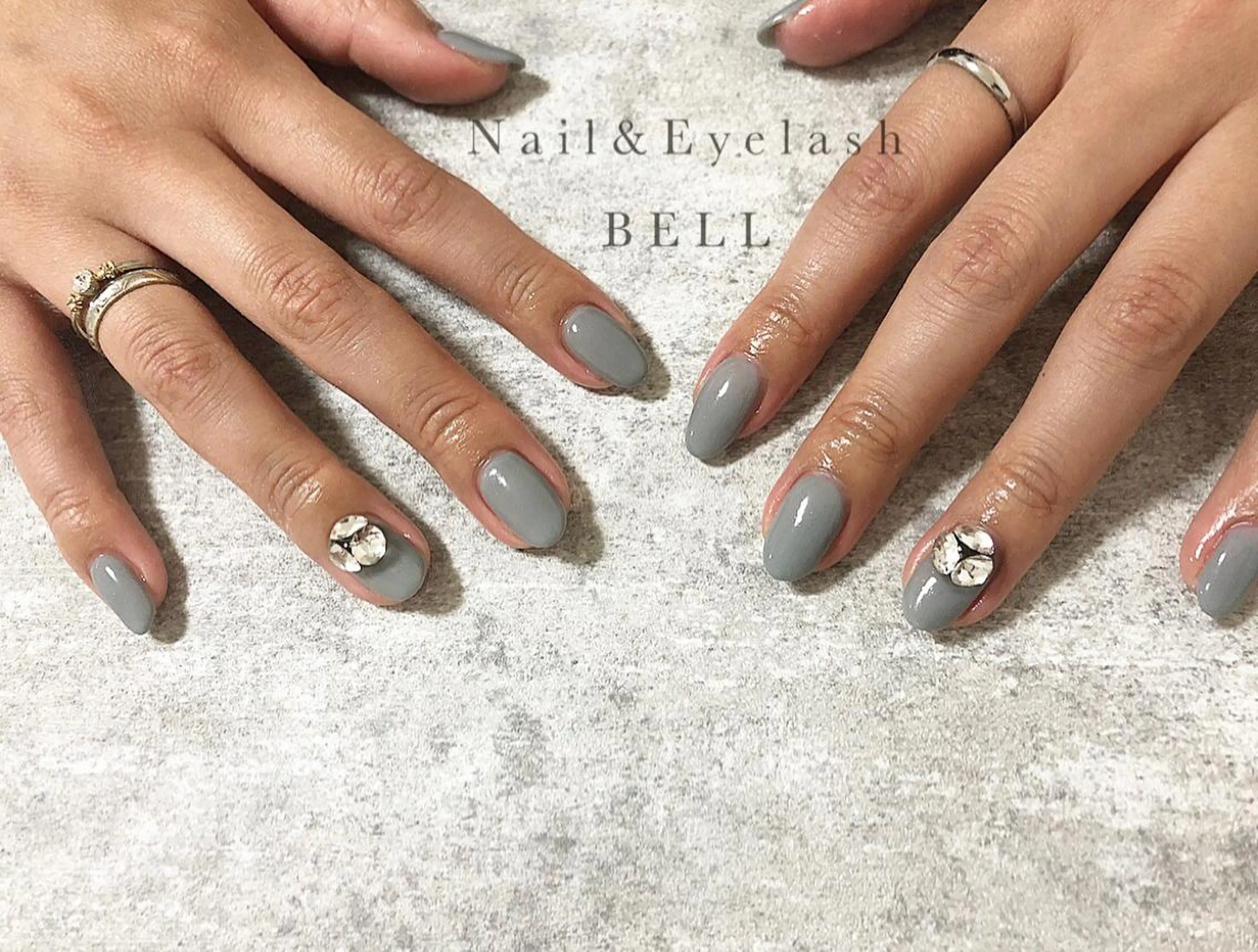 ネイル ワンカラーネイル ストーンネイル ハンドネイル ROI. Ayumi.のネイルデザイン