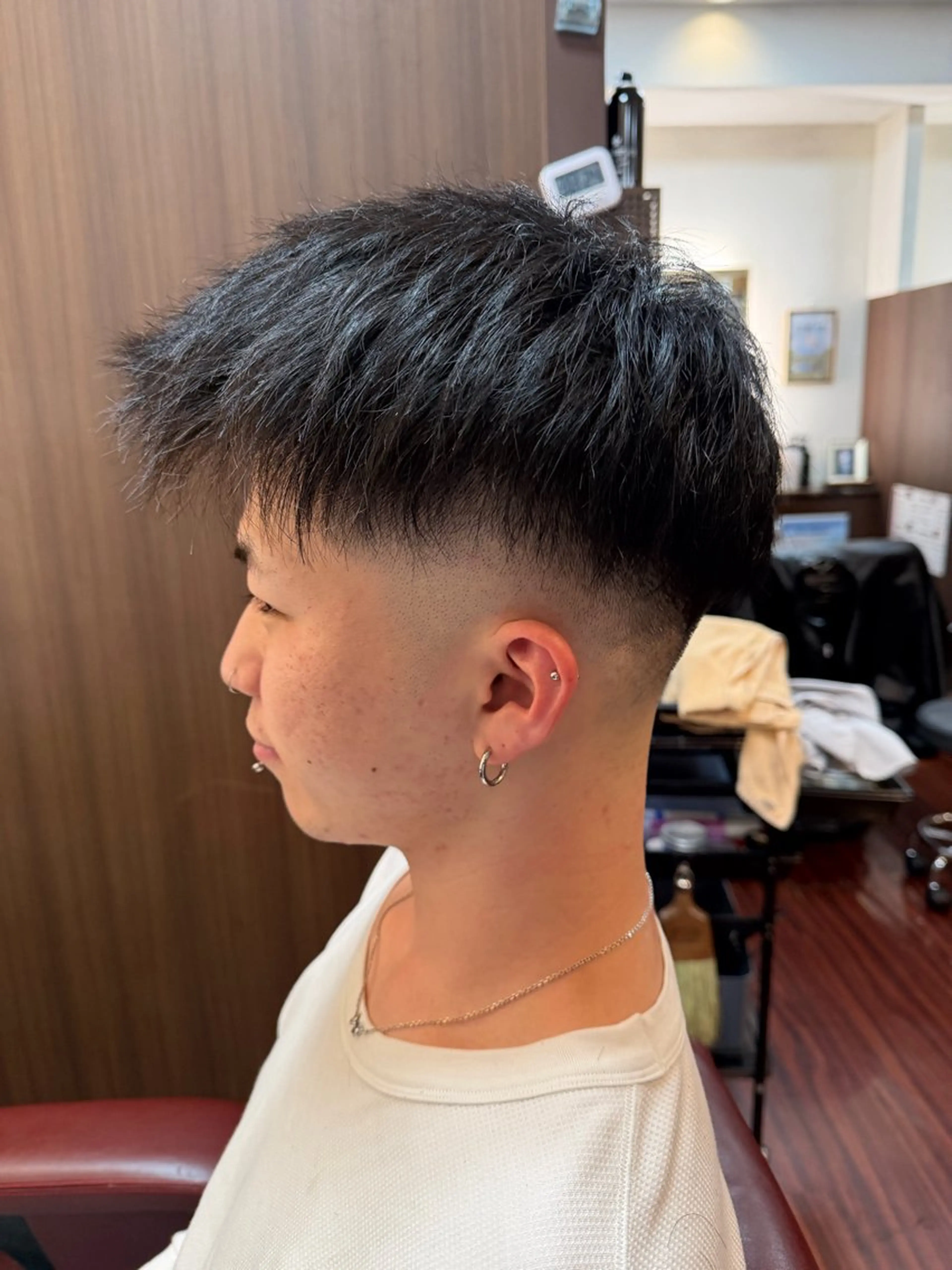 ショート メンズ 糸山 仁のヘアスタイル