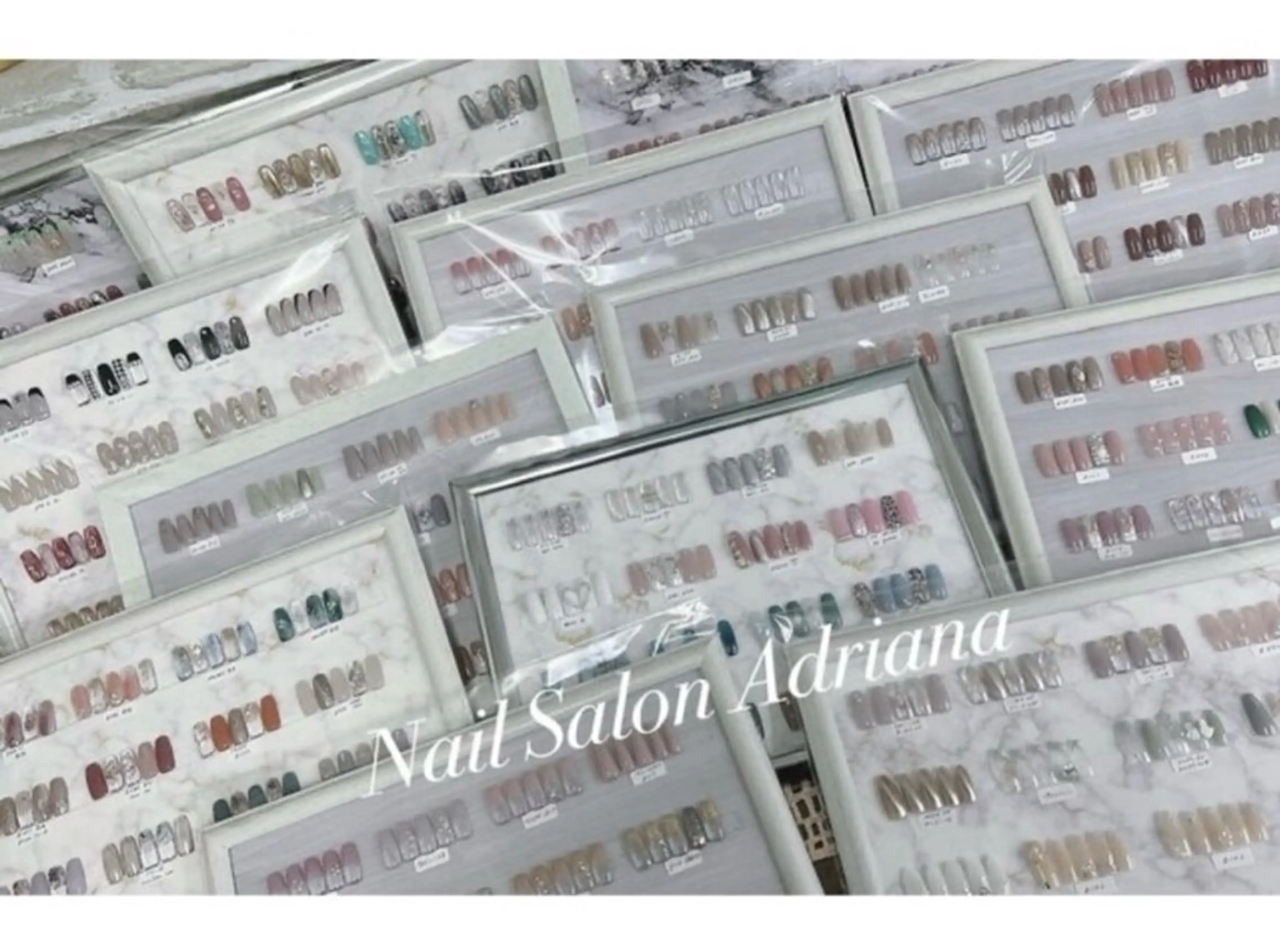 【人気No. 1】サンプル400種類以上★定額ネイル¥6,500​〜​派手デザインまでの写真