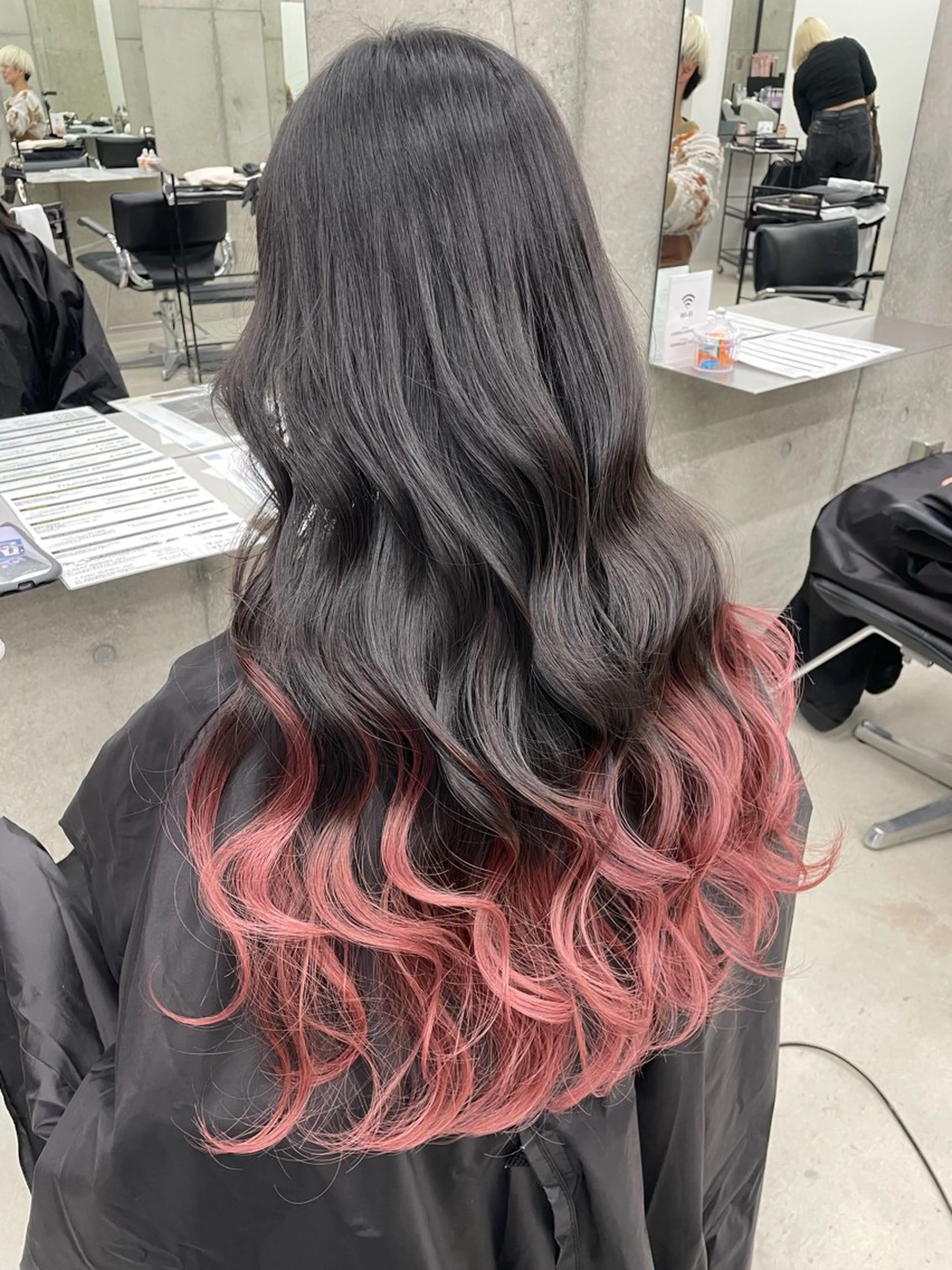 カラー ブリーチ グラデーションカラー ハイトーンカラー 田中 莉香のヘアスタイル