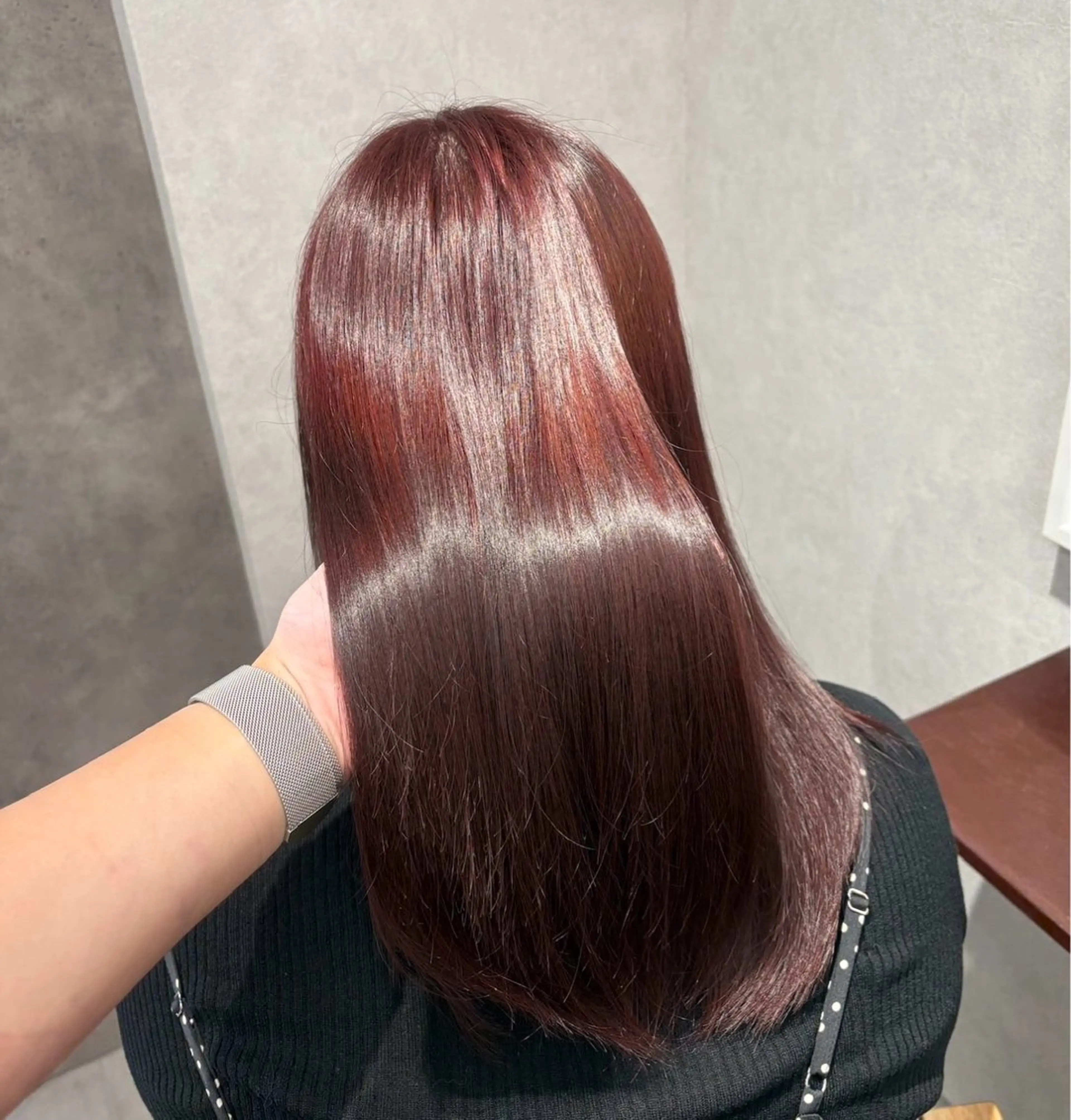 セミロング 堀江 真維のヘアスタイル