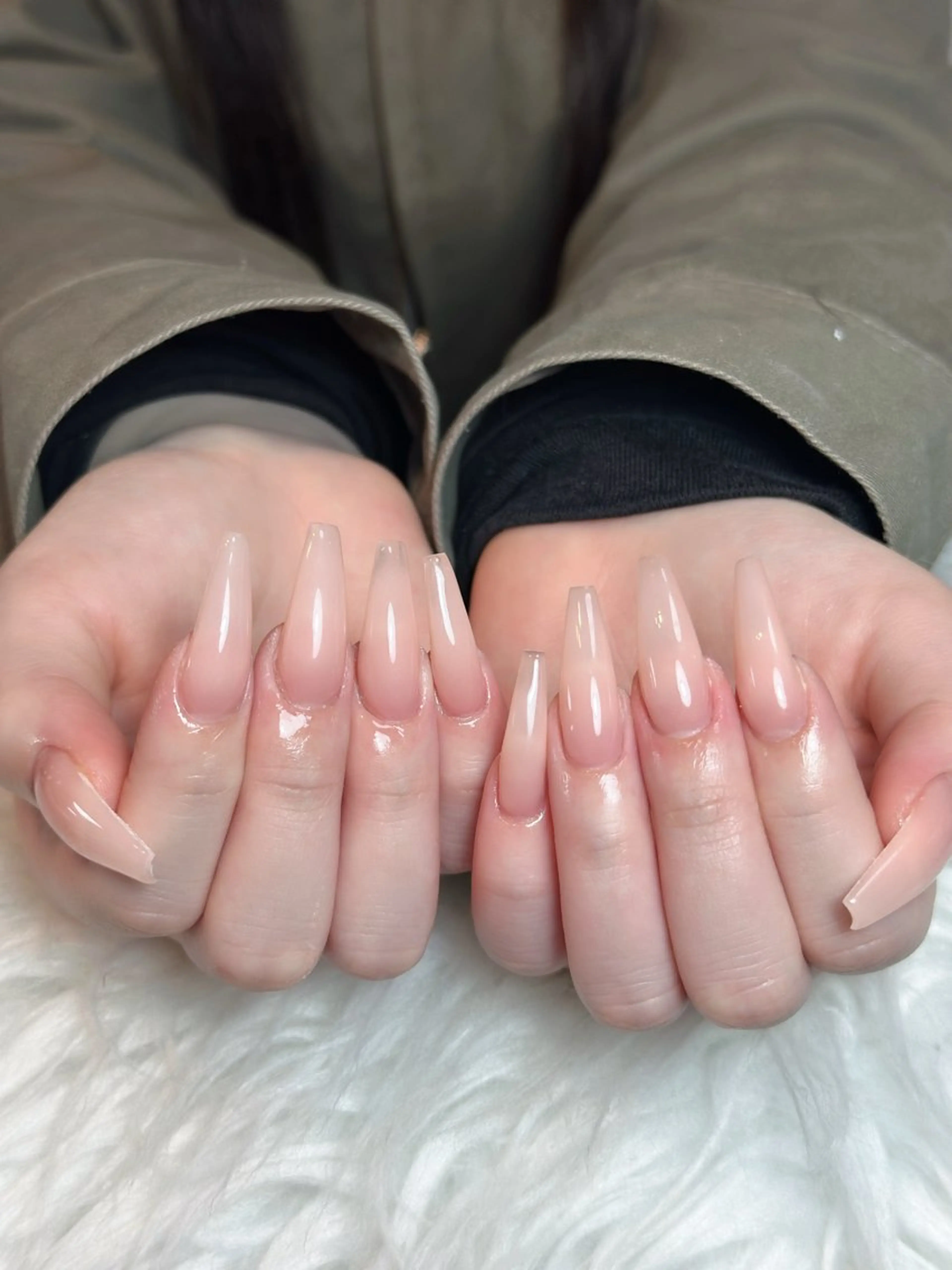 ネイル チークネイル ドット フレンチネイル グラデーション ハート ハンドネイル Julli NailStudioのネイルデザイン