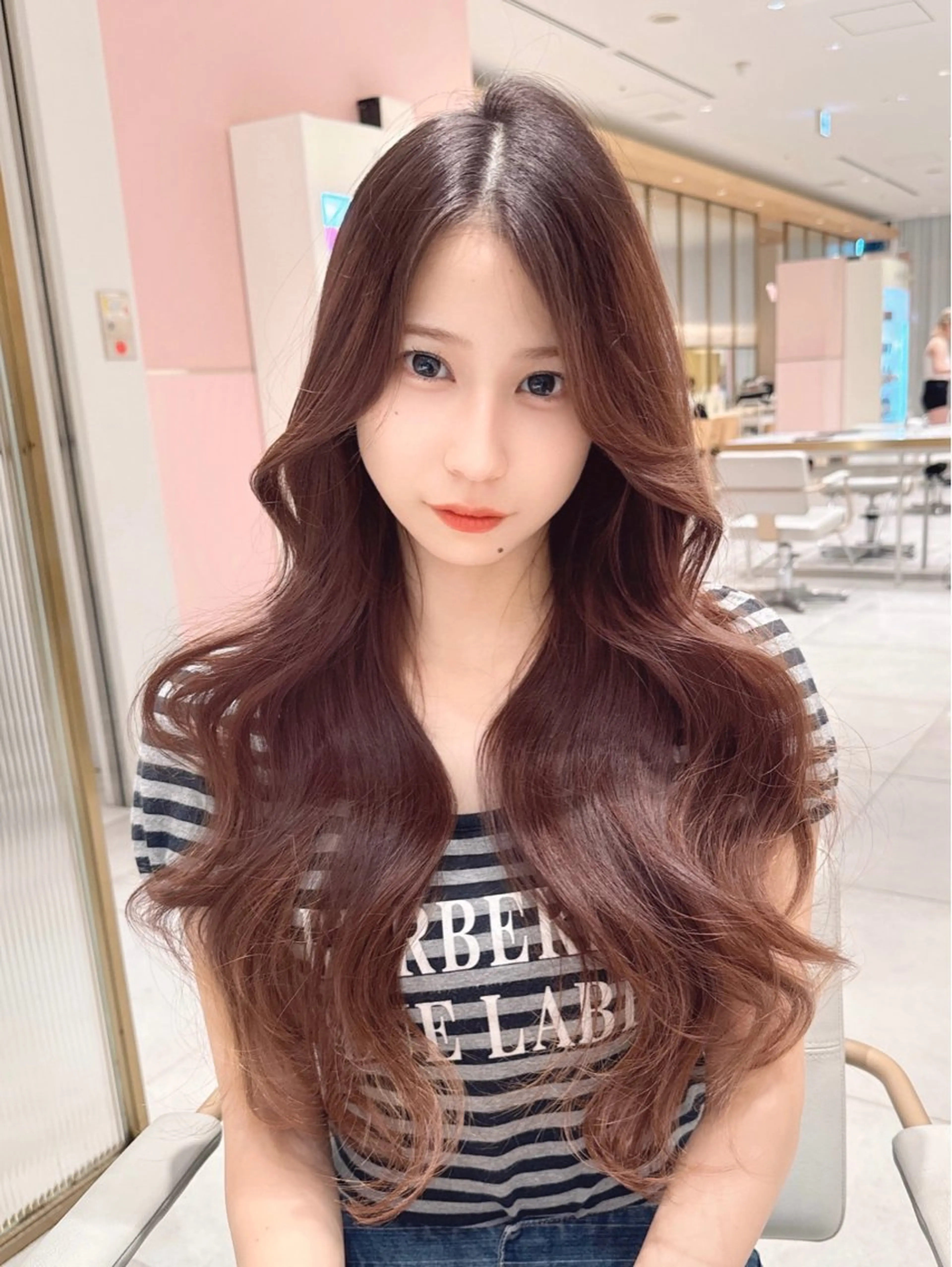 セミロング カラー カット ヘアカラー トリートメント ヘッドスパ ヘアセット 韓国ヘア/レイヤー/ 顔まわり/りょーとのヘアスタイル