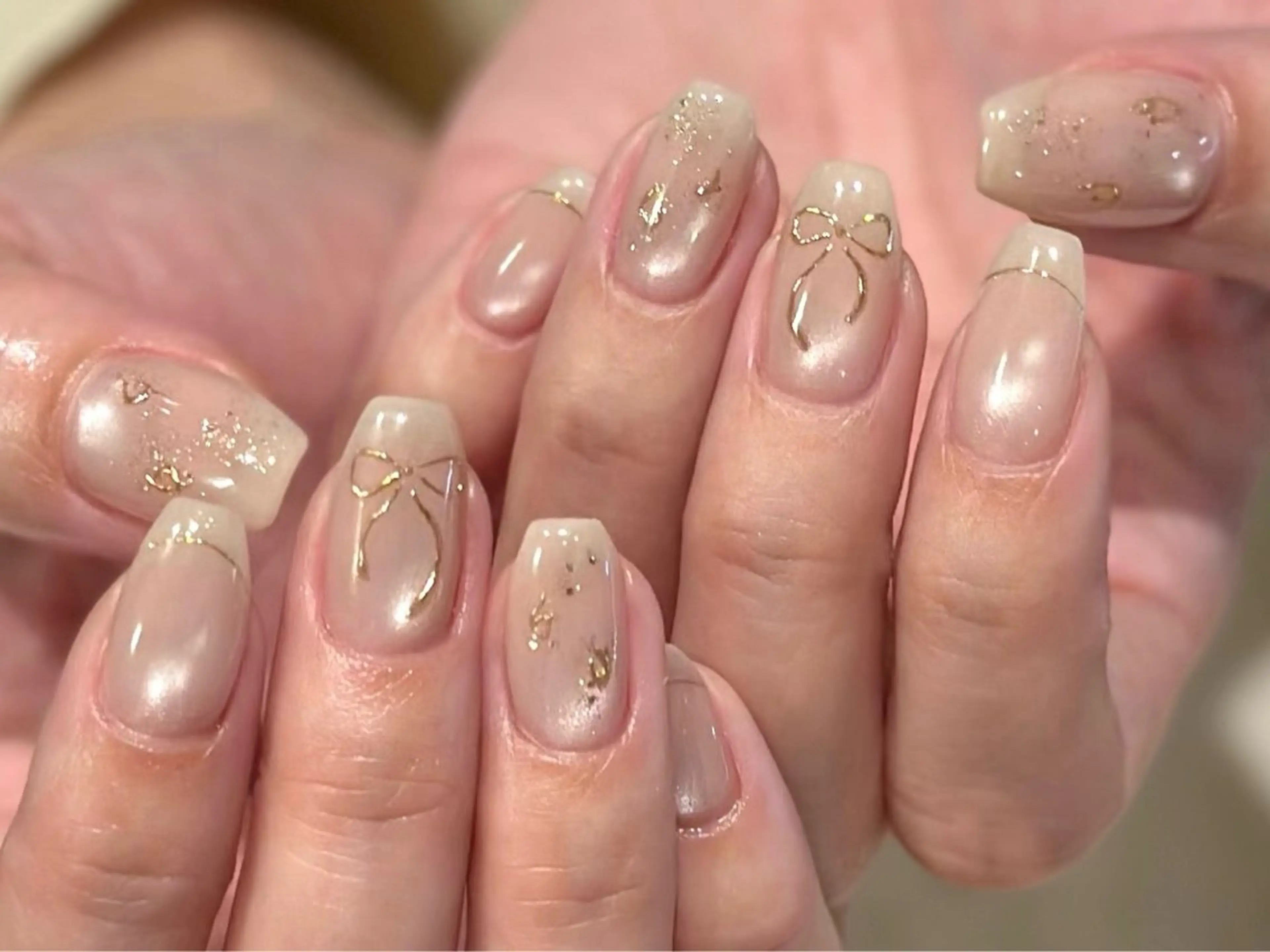 ネイル ニュアンスネイル aoi .のネイルデザイン