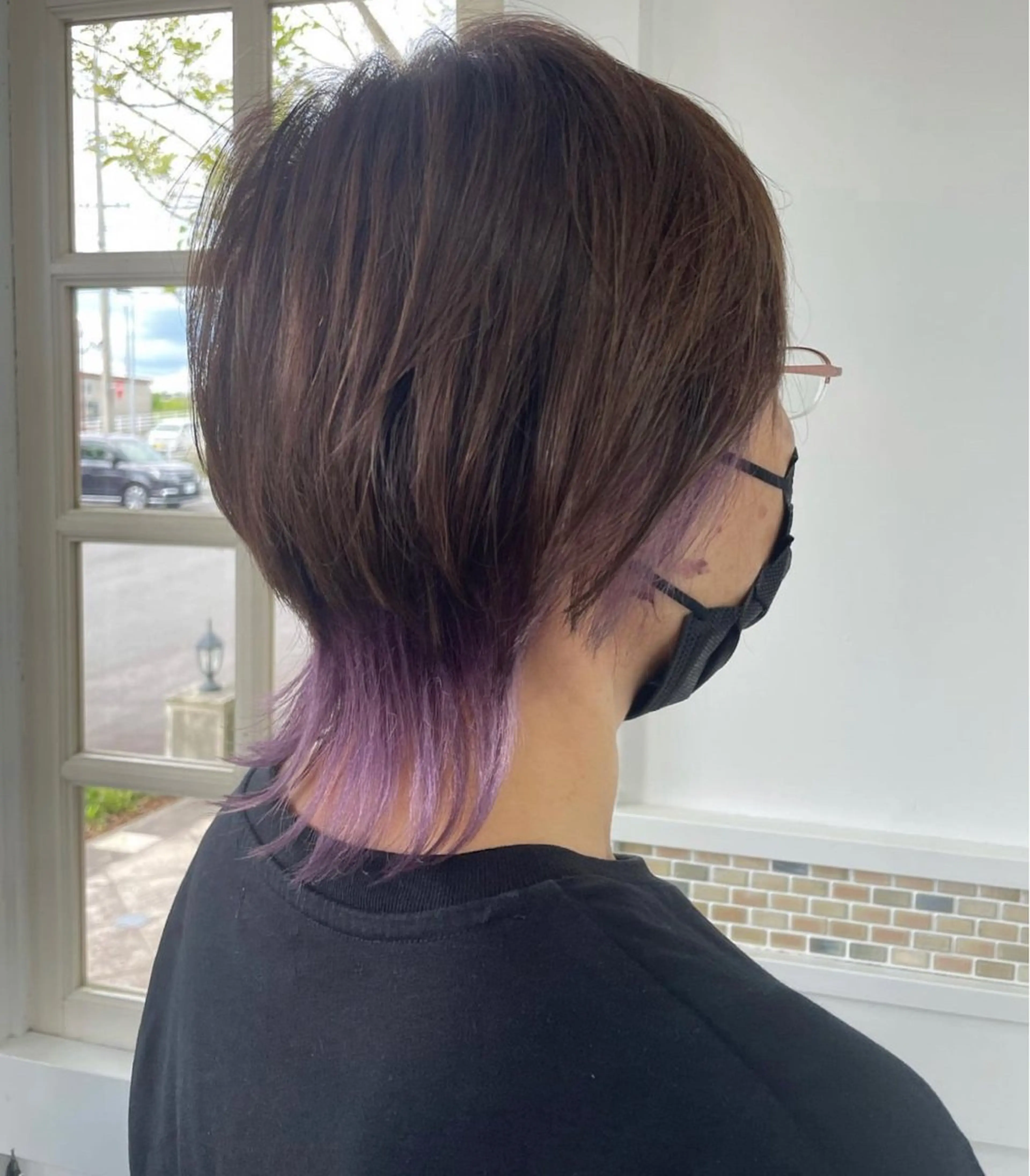 ミディアム カラー ブリーチ ブラウンカラー ナチュラルブラウン パープルカラー ウルフカット 前原 真人のヘアスタイル