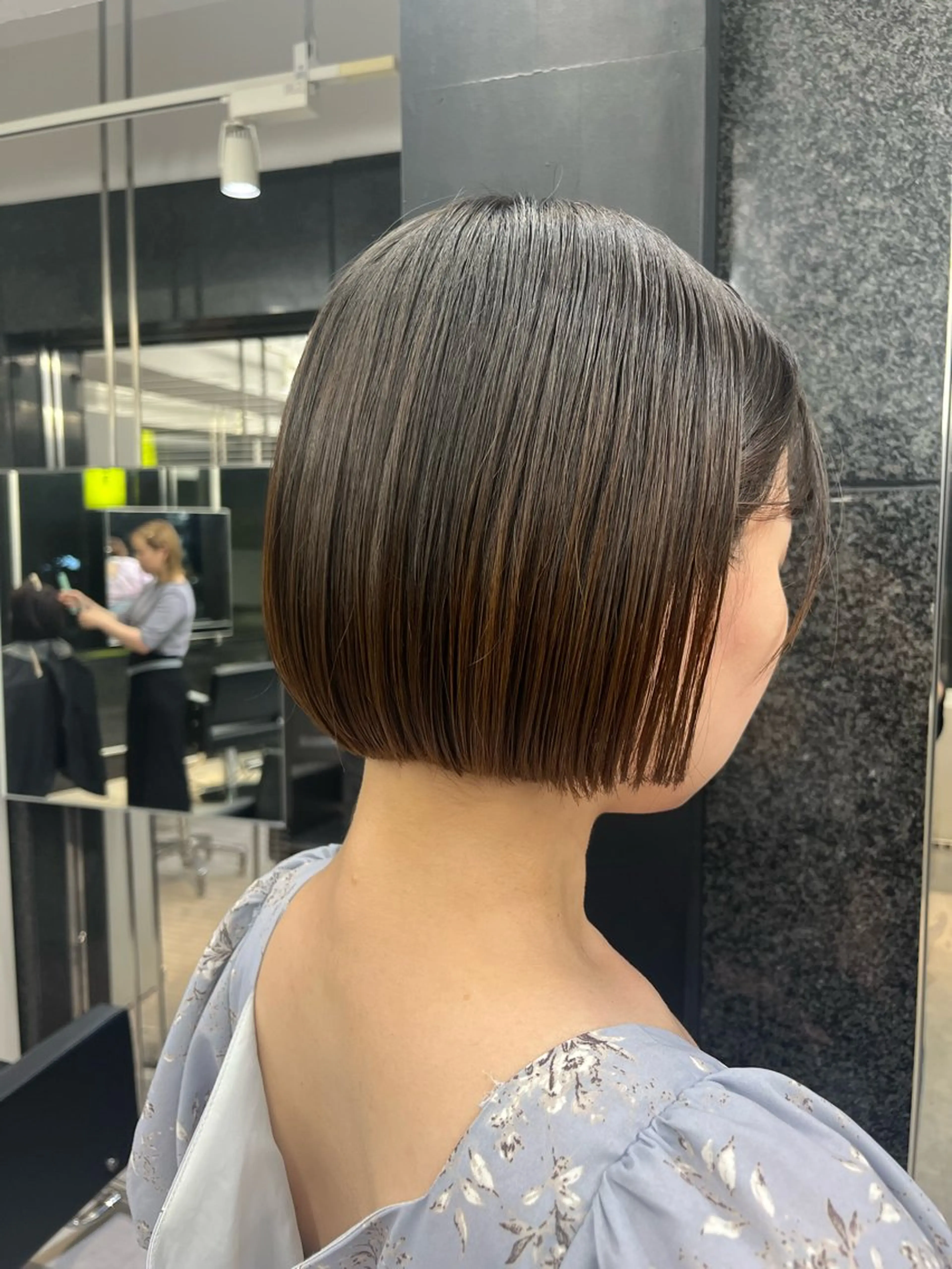 ショート 暖色カラー/パラッと Bob/モエのヘアスタイル