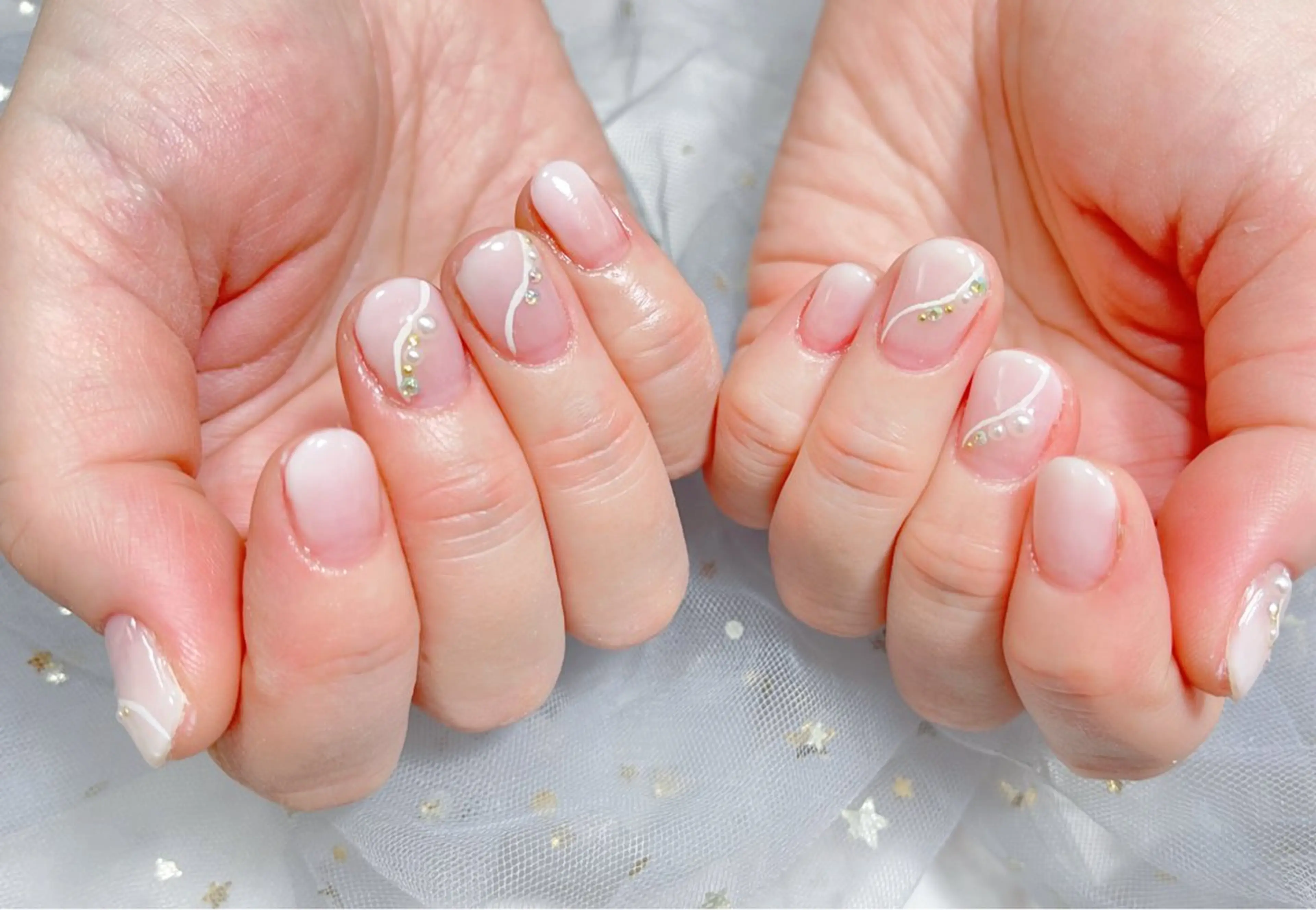 ネイル 🎀ネイルサロン エクラYUI🎀のネイルデザイン