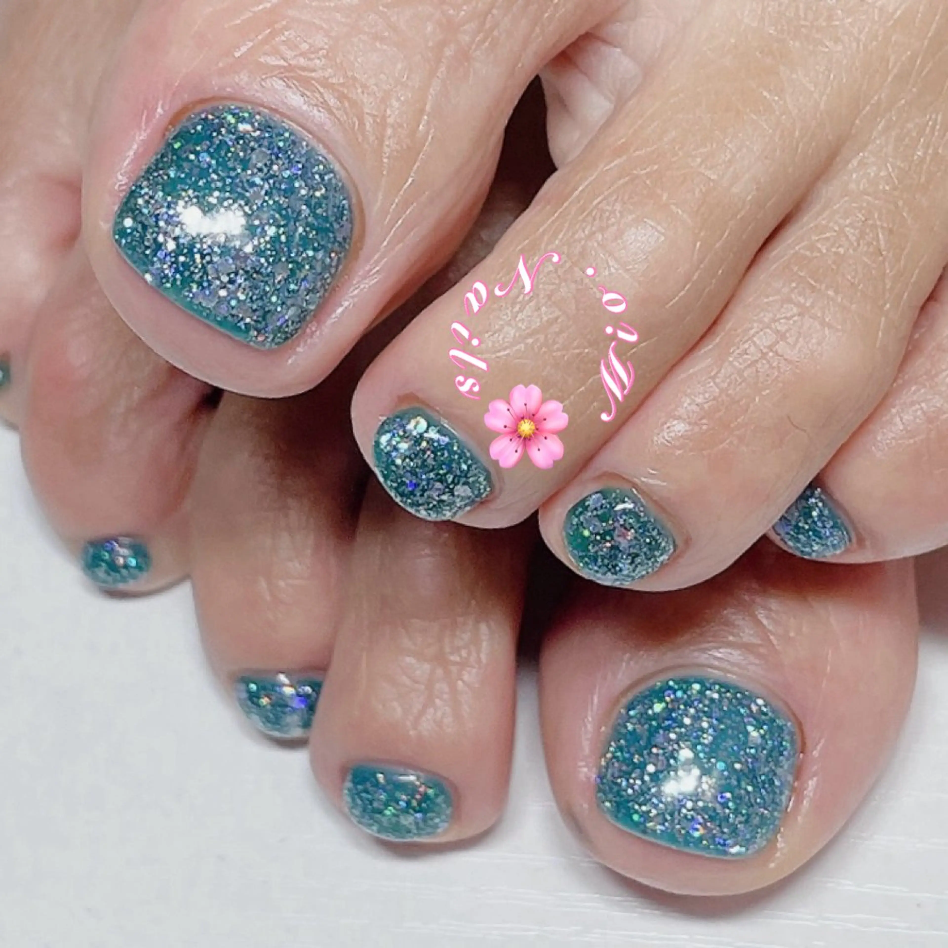 ネイル フットネイル ジェルネイル ワンカラーネイル フットネイル .Nails Mio 赤羽西ネイルサロンのネイルデザイン