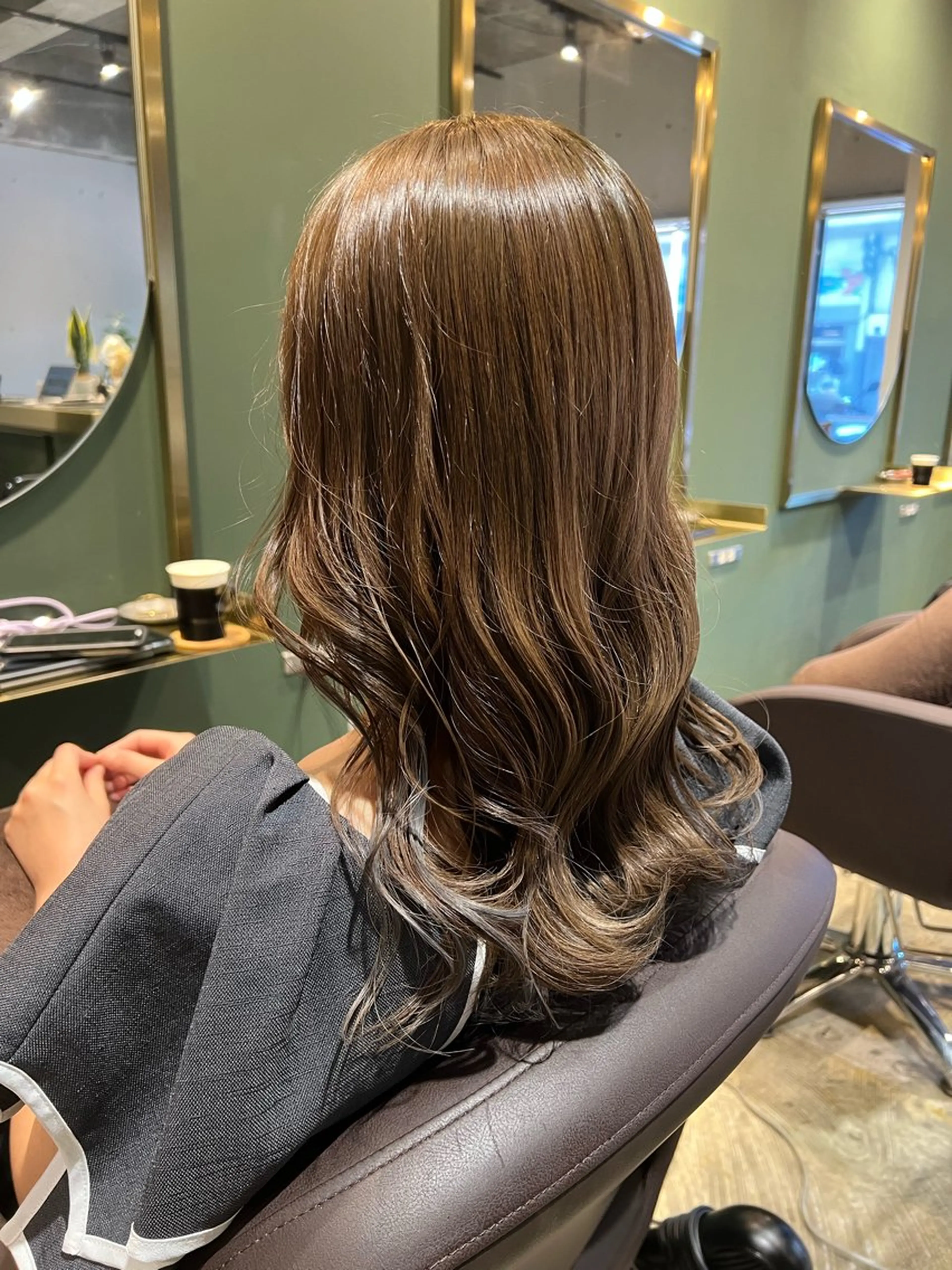 セミロング カラー ヘアカラー トリートメント ヘッドスパ カラースペシャリスト しょう🧑🏼‍🎨のヘアスタイル