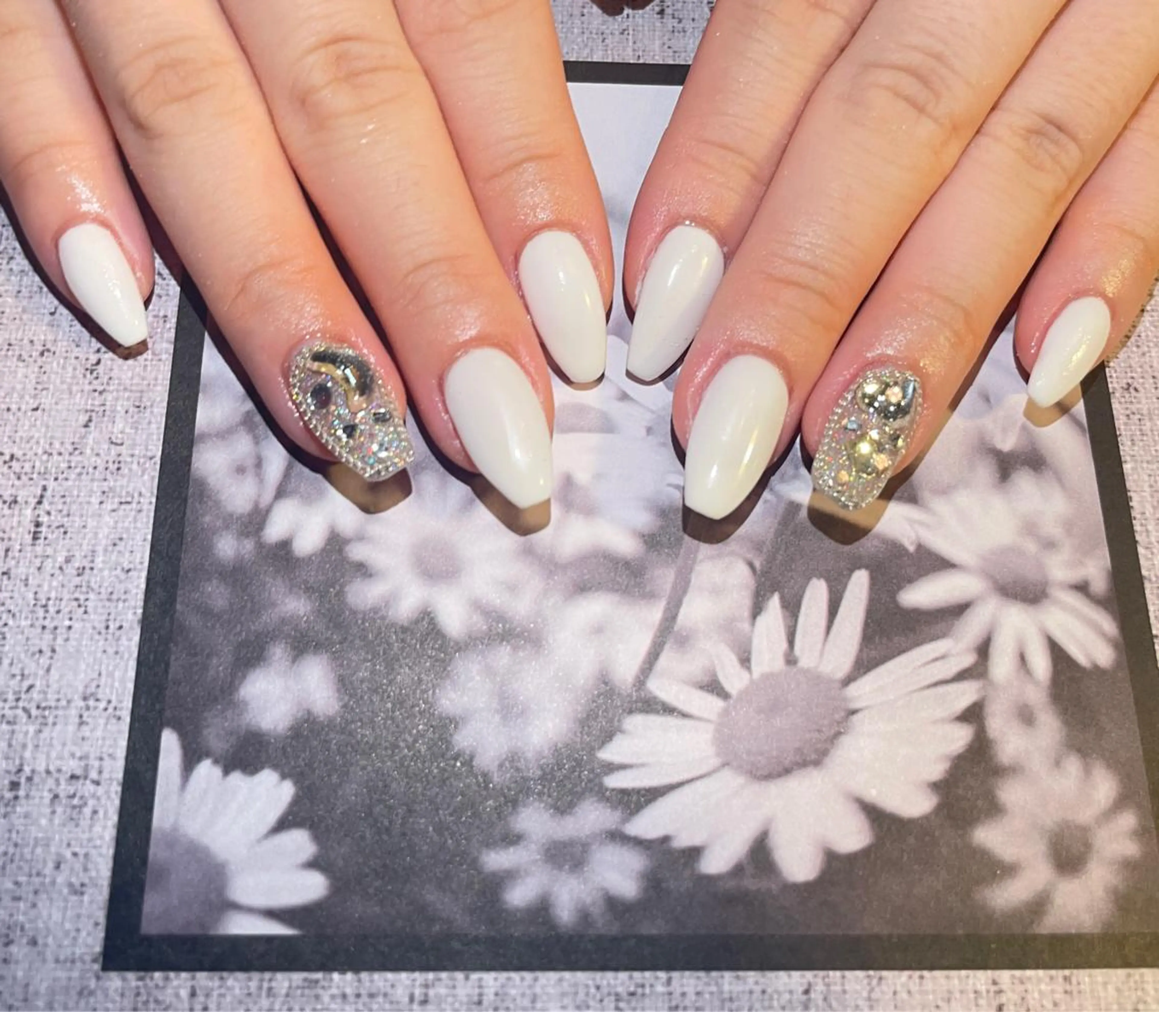 ネイル Whity kiriのネイルデザイン