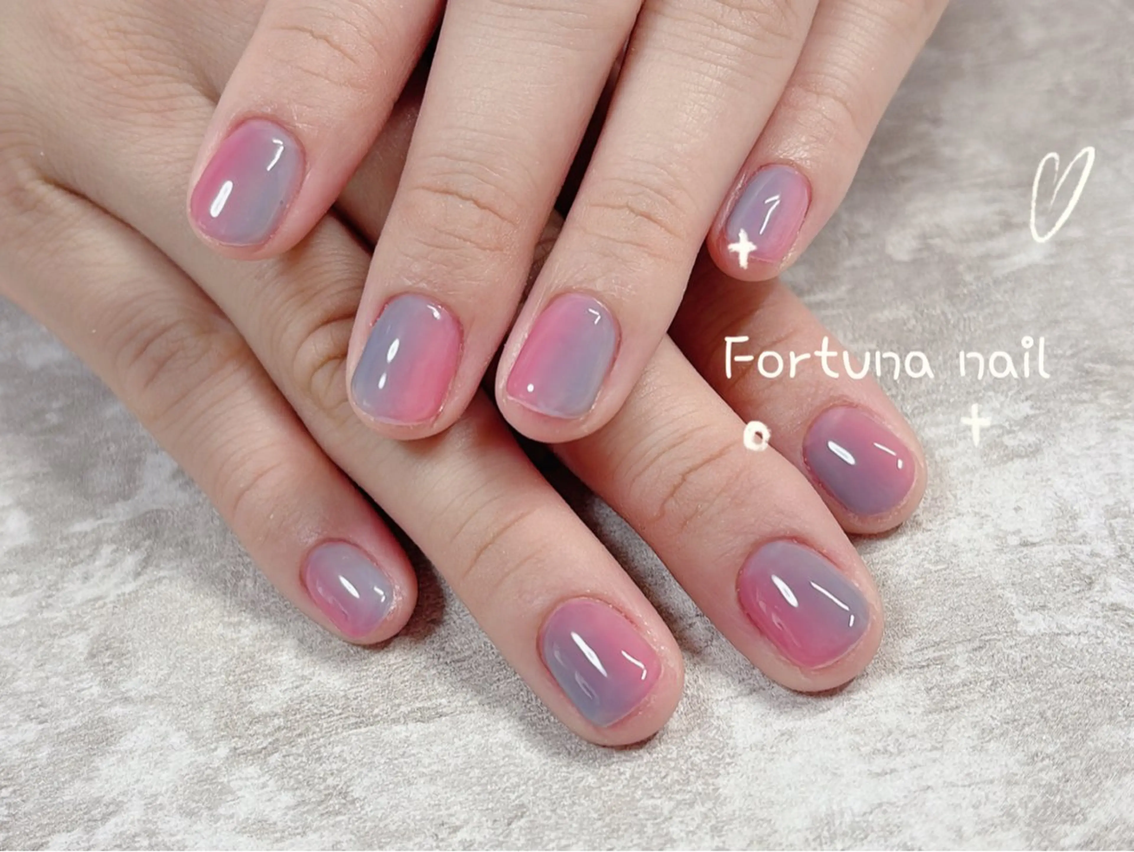 ネイル ハンドネイル Nail •Head スパFortunaのネイルデザイン