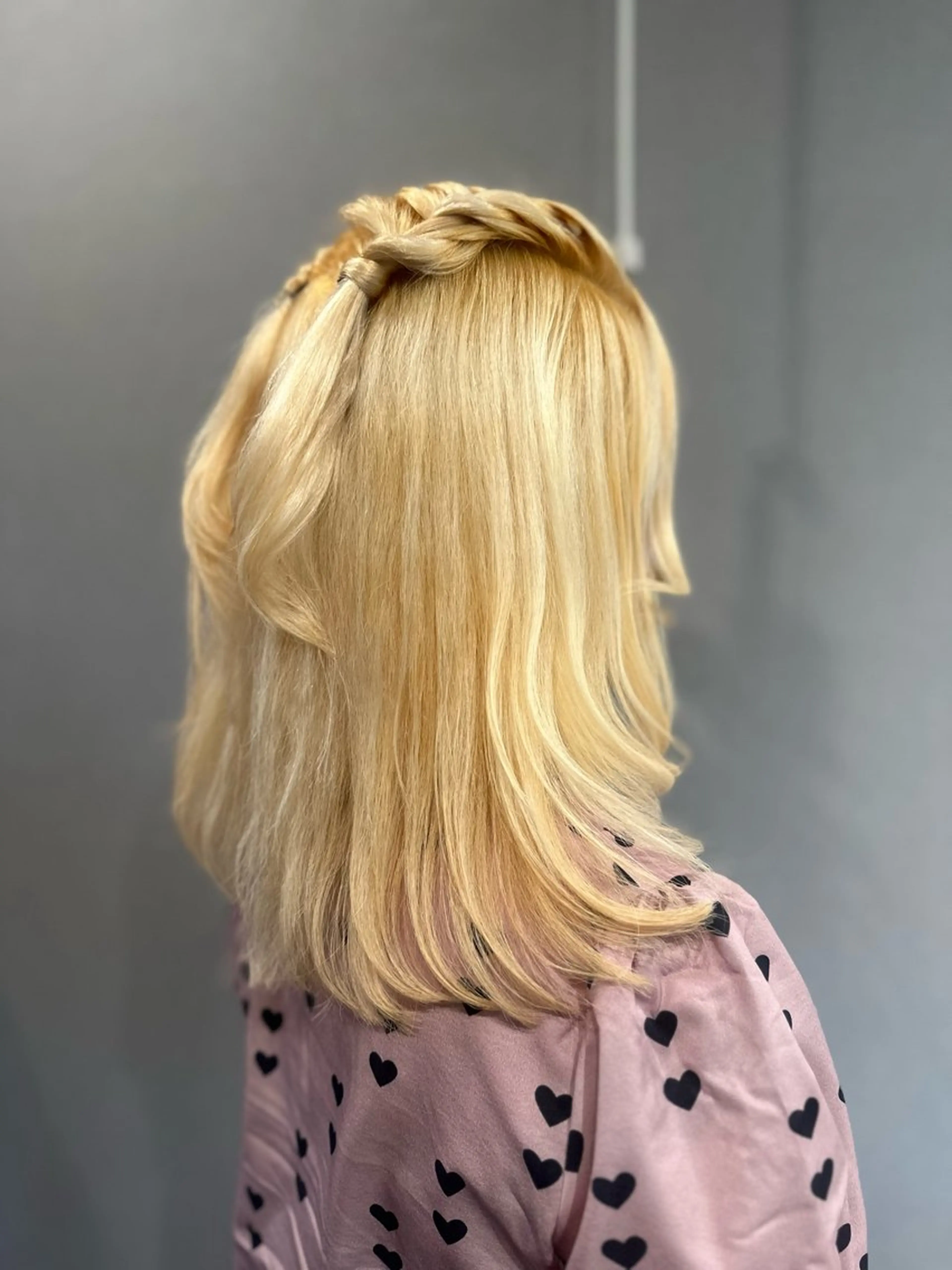 ミディアム ヘアアレンジ ヘアカラー K Harukaのヘアスタイル