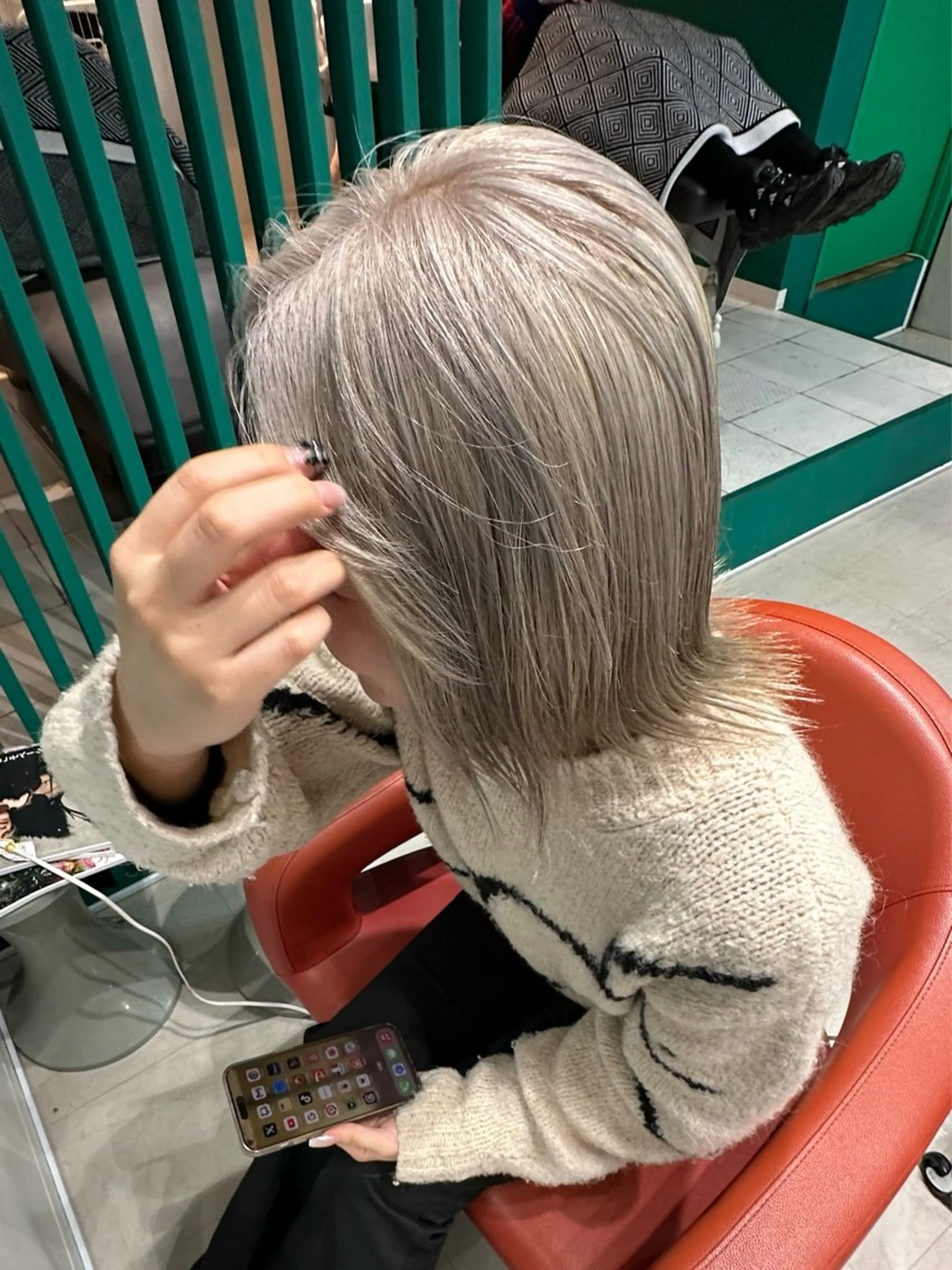 ミディアム カラー 🎀オイダイラ モモカ🎀のヘアスタイル