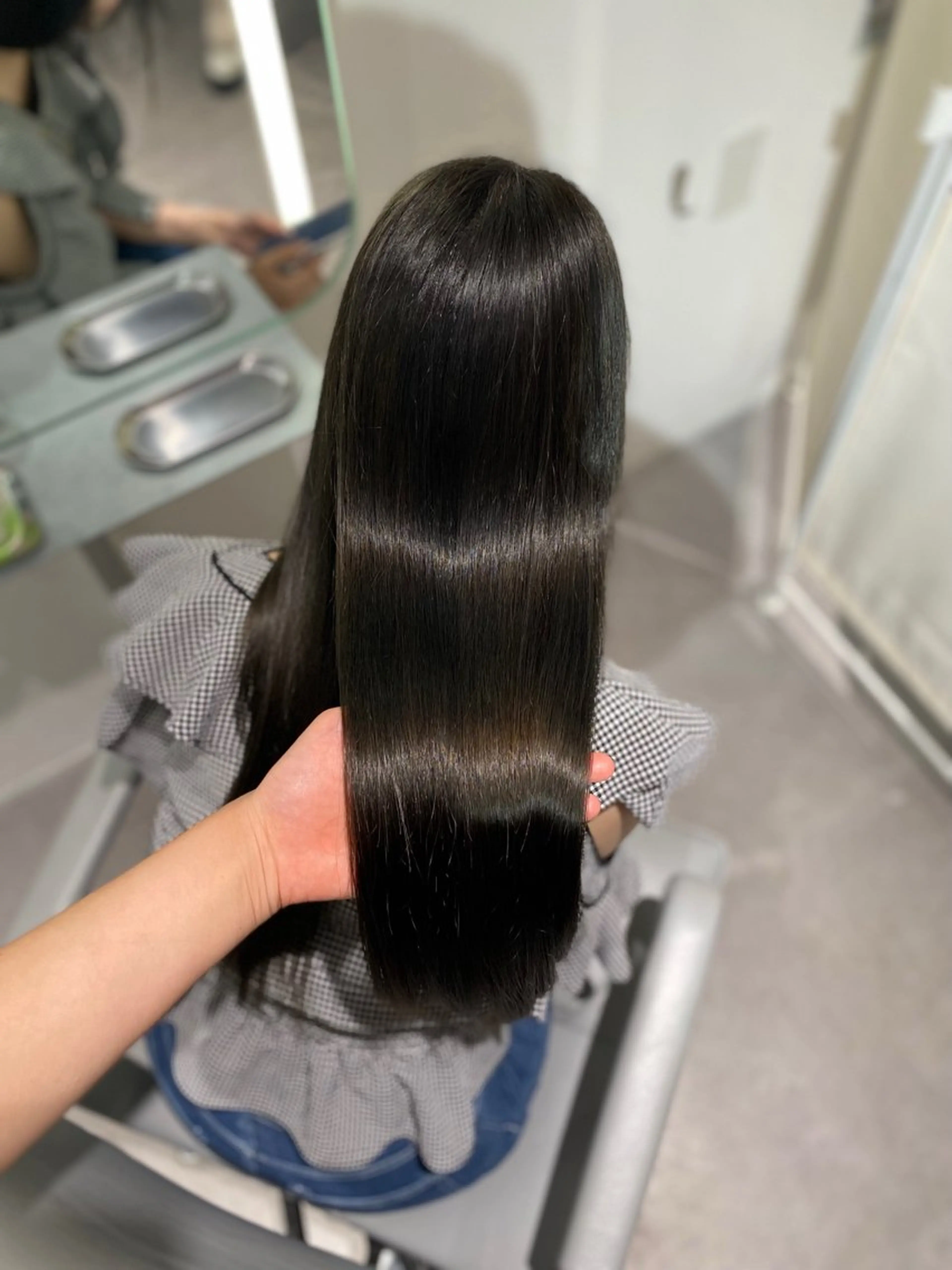 ロング ヘアカラー 川村 歩夏のヘアスタイル