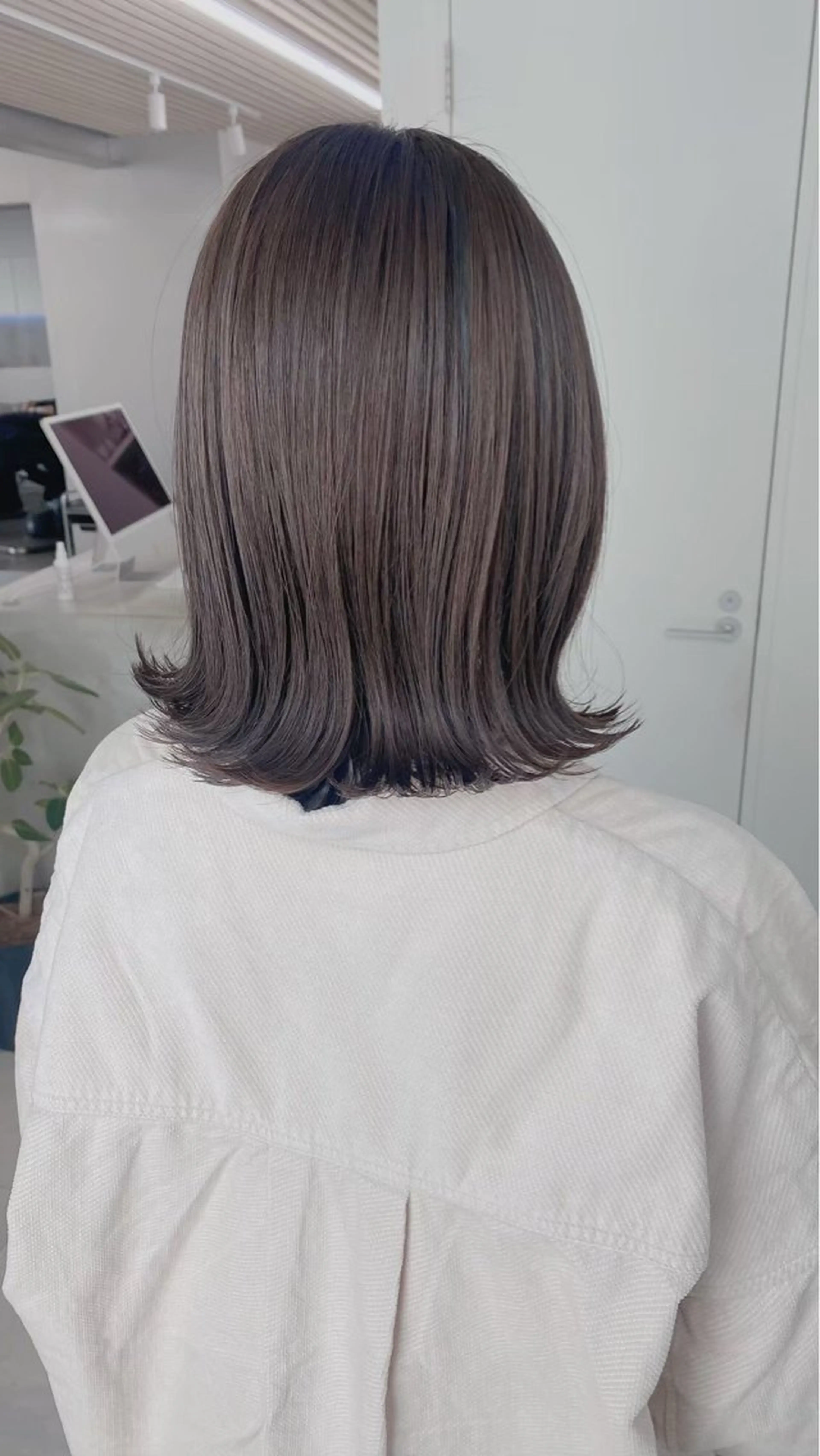 カラー グレージュ ヘアカラー トリートメント 透明感/グレージュ/ ベージュ/るな🪽のヘアスタイル