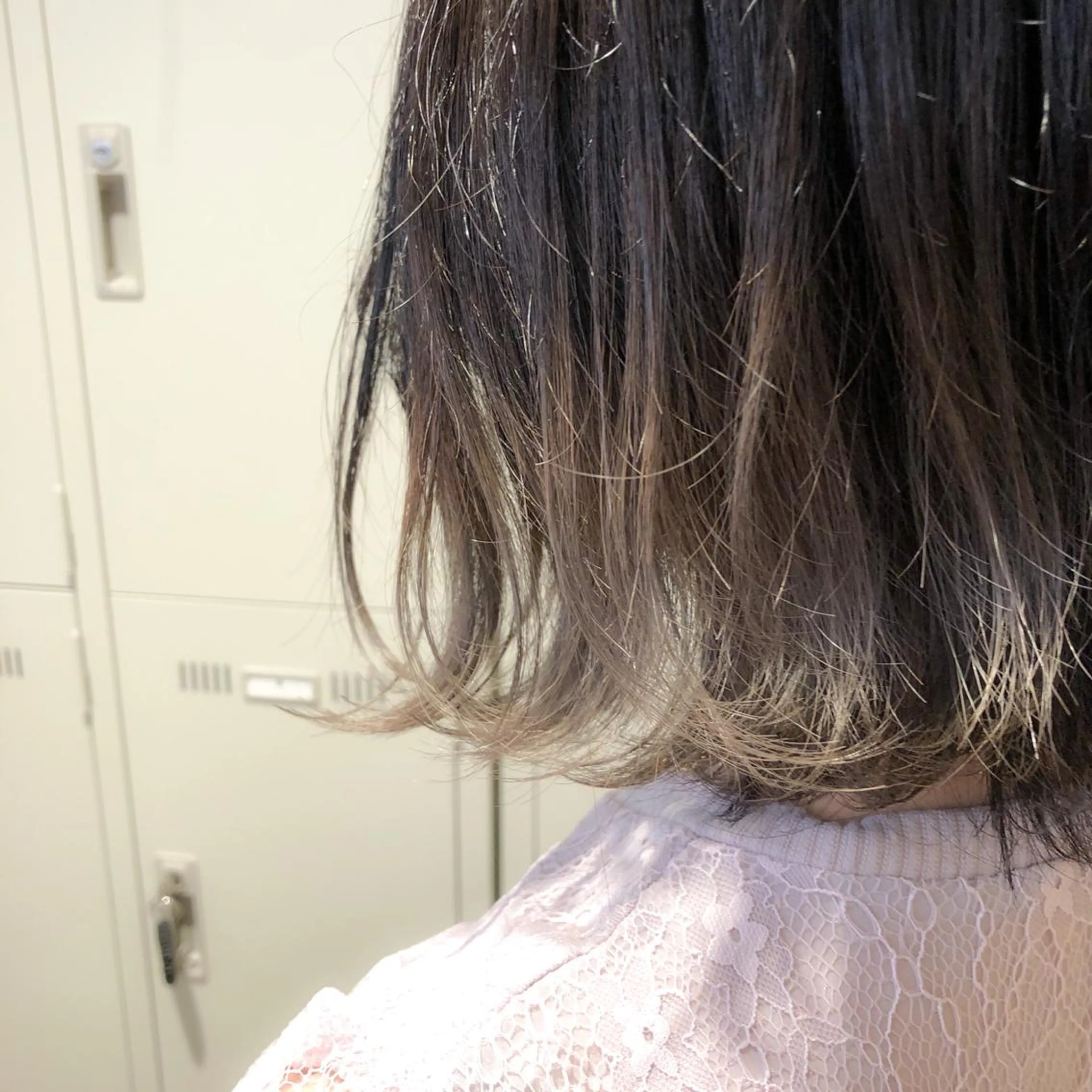 カラー カット ヘアカラー トリートメント ハイトーン×レイヤー カットTAKUMIのヘアスタイル