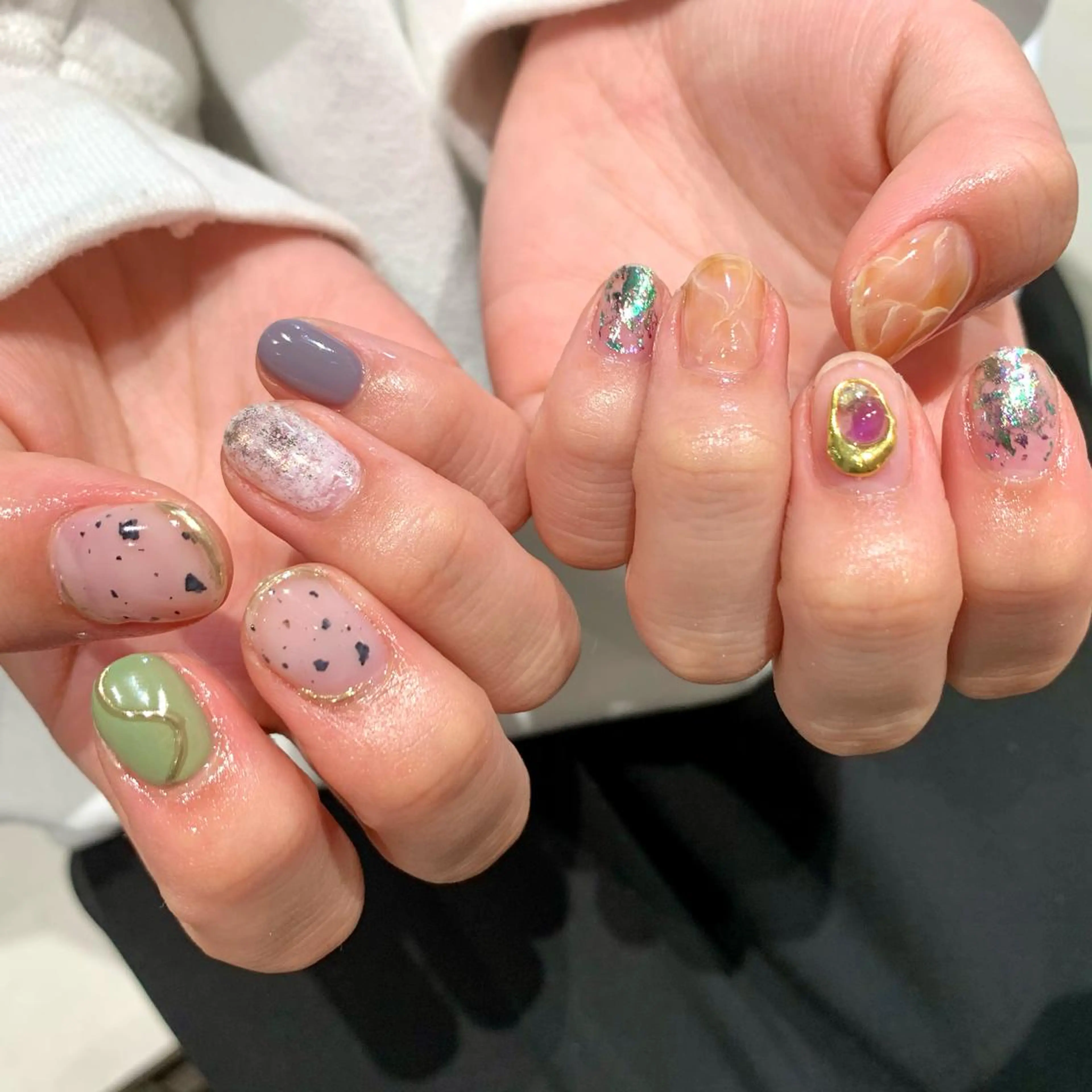 ネイル ジェルネイル lily 立川 MIZUKIのネイルデザイン