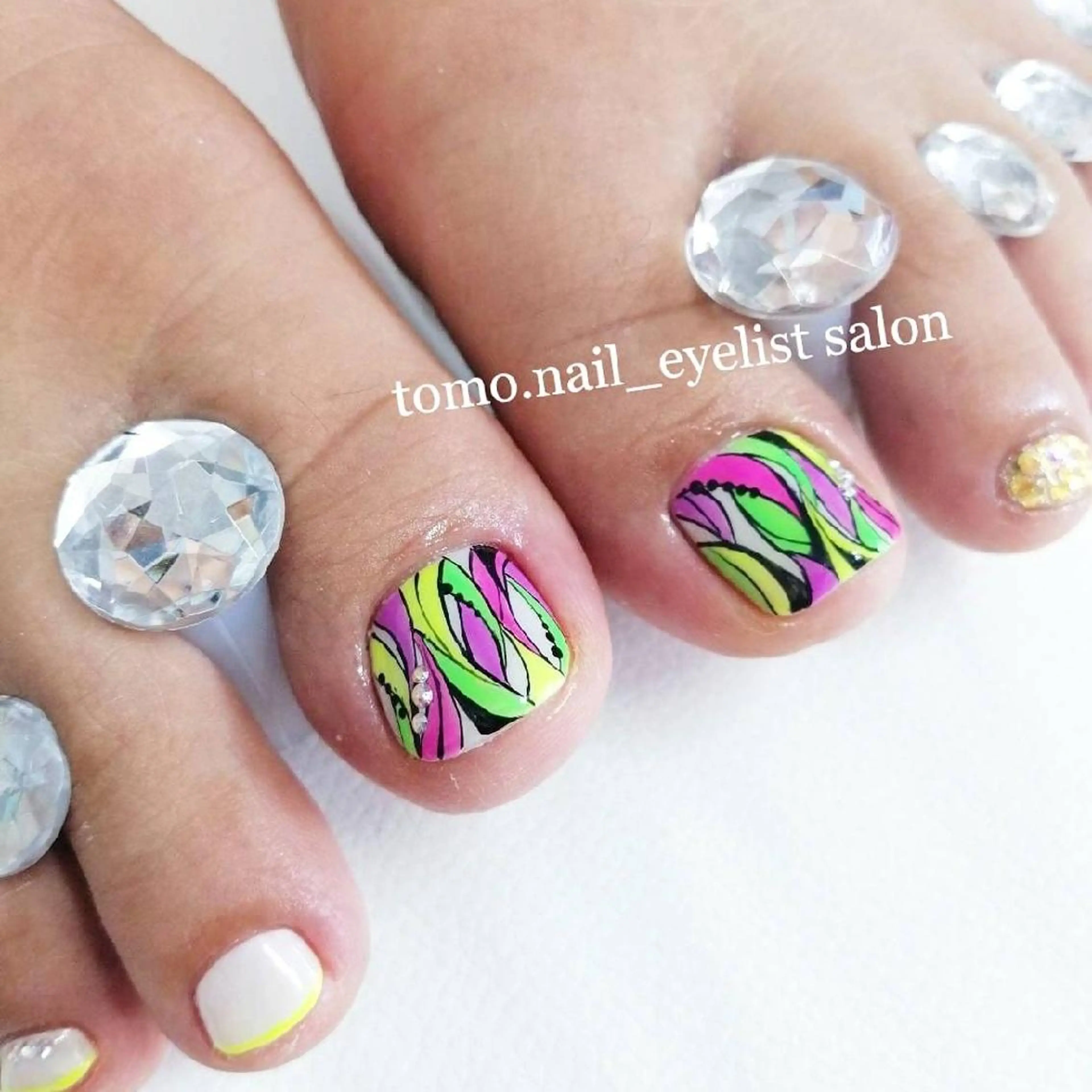 ネイル tomonail eyelistのマツエク・マツパデザイン