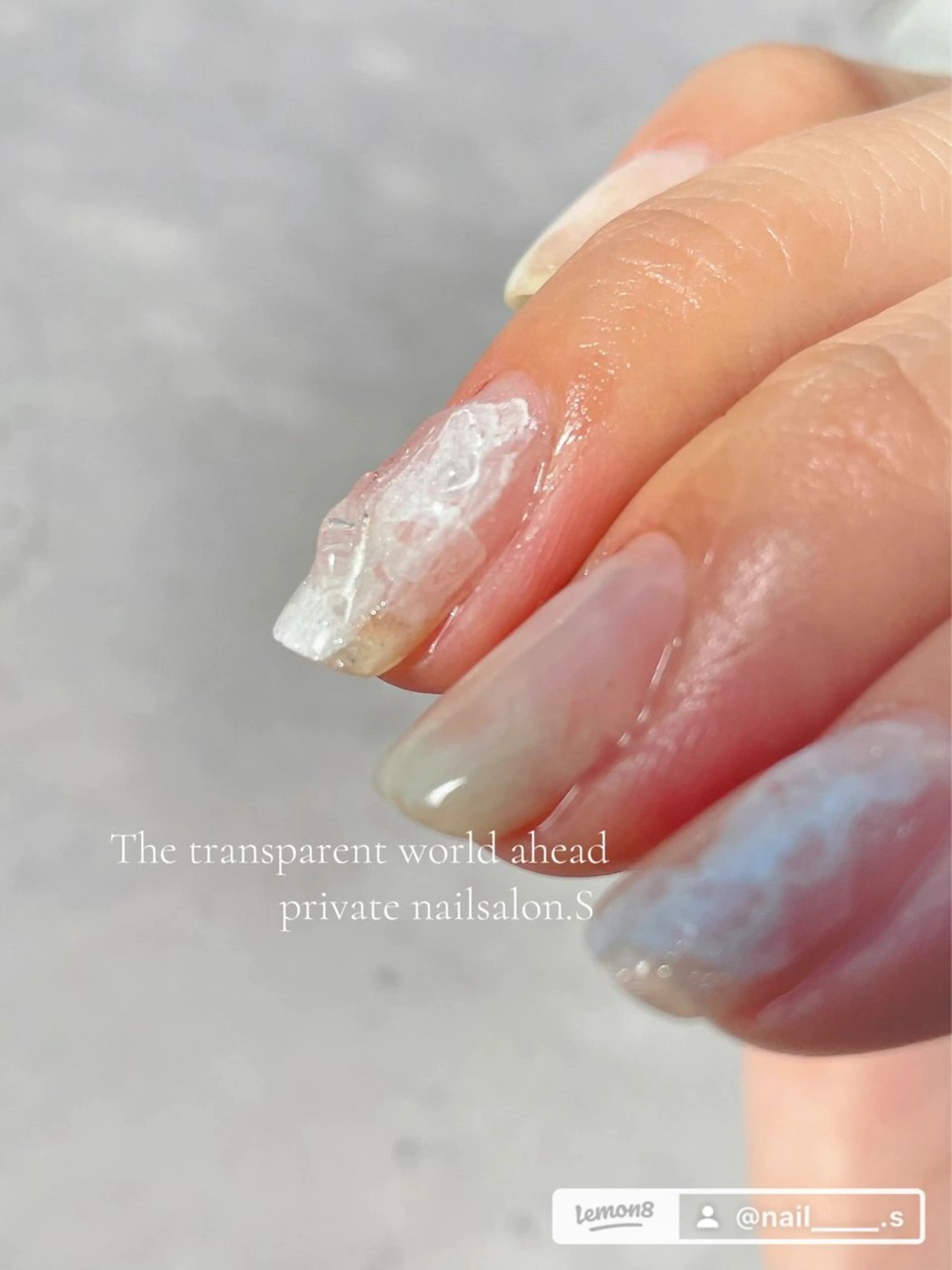 ネイル 関山 志乃のネイルデザイン