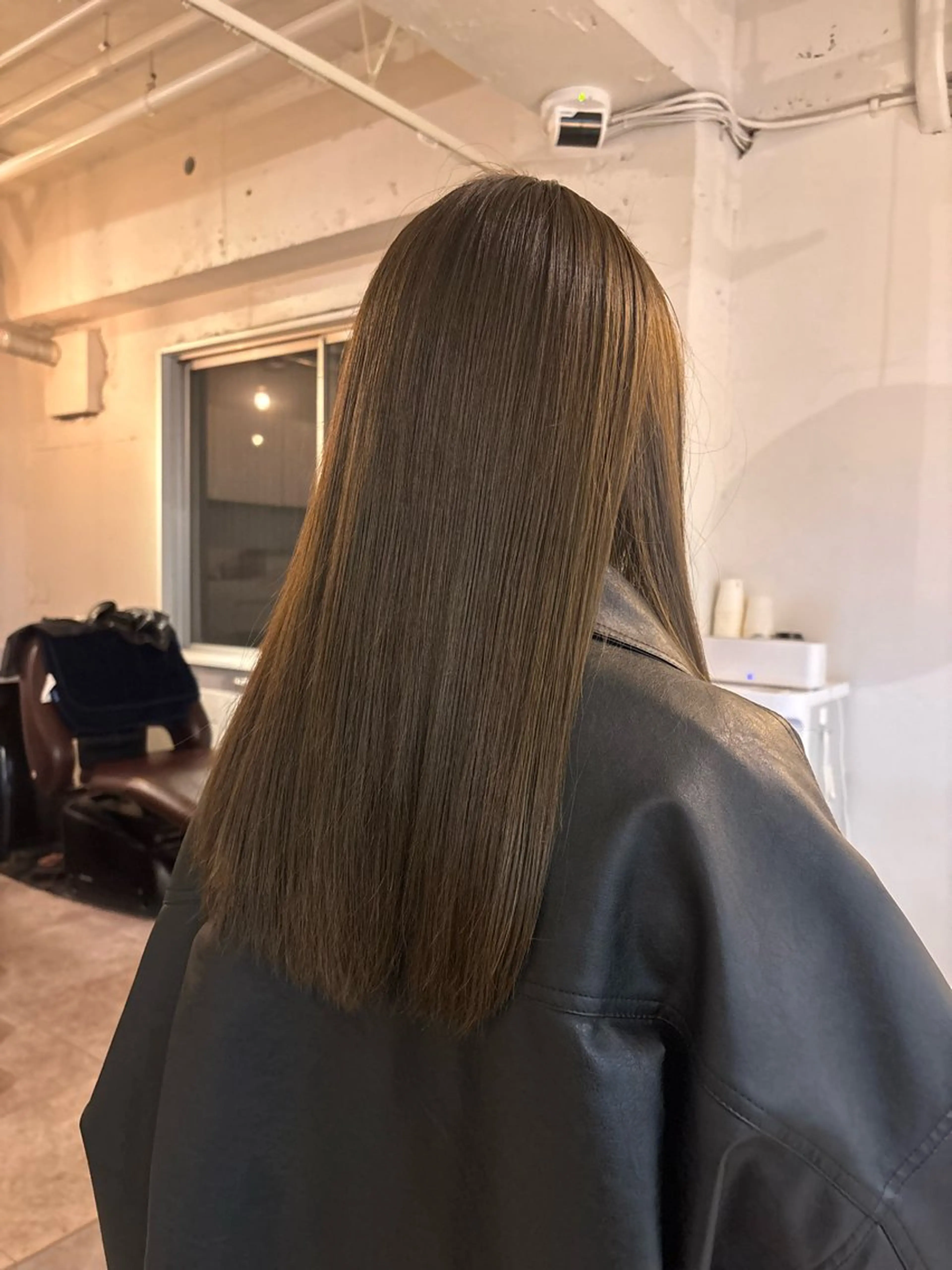 セミロング ヘアカラー 透明感カラー /Kanon️🫧のヘアスタイル