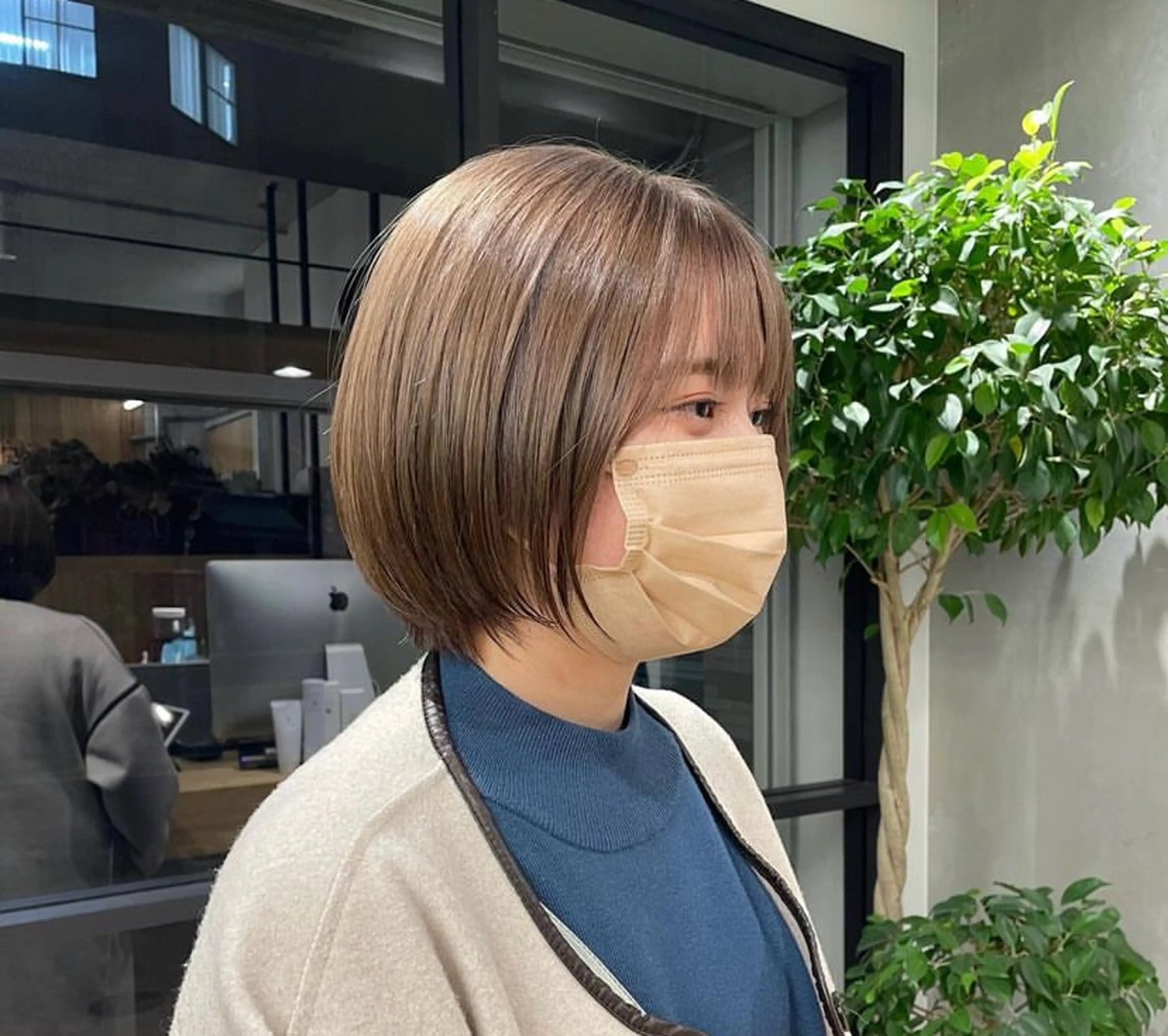 ダブルカラー(リタッチブリーチ+全体カラー)の写真