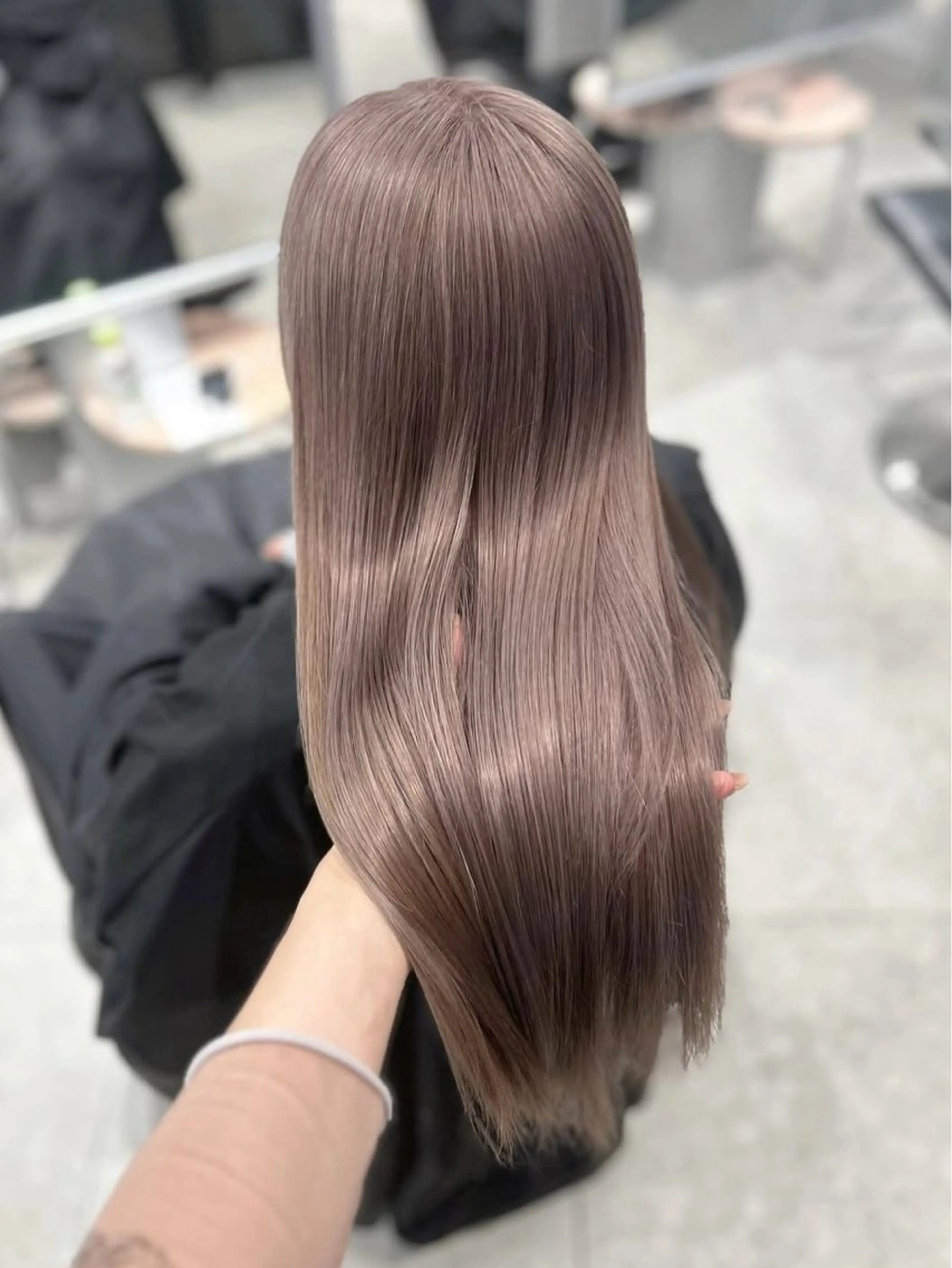 ロング カラー PELE/ミルクティ ー/NATSUKIのヘアスタイル