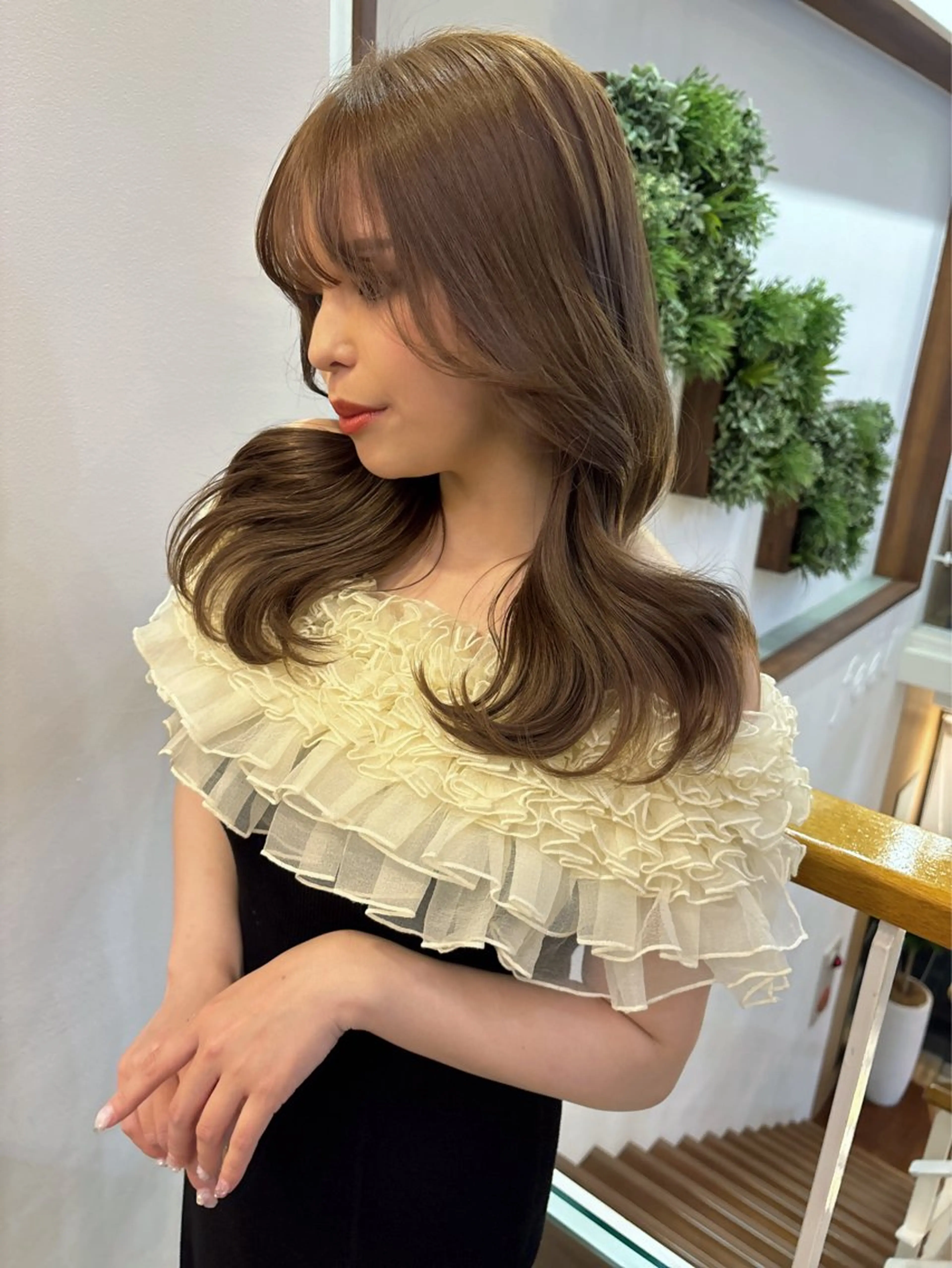 セミロング カラー カット ヘアカラー トリートメント レイヤーカット /透明感/千葉怜寿のヘアスタイル