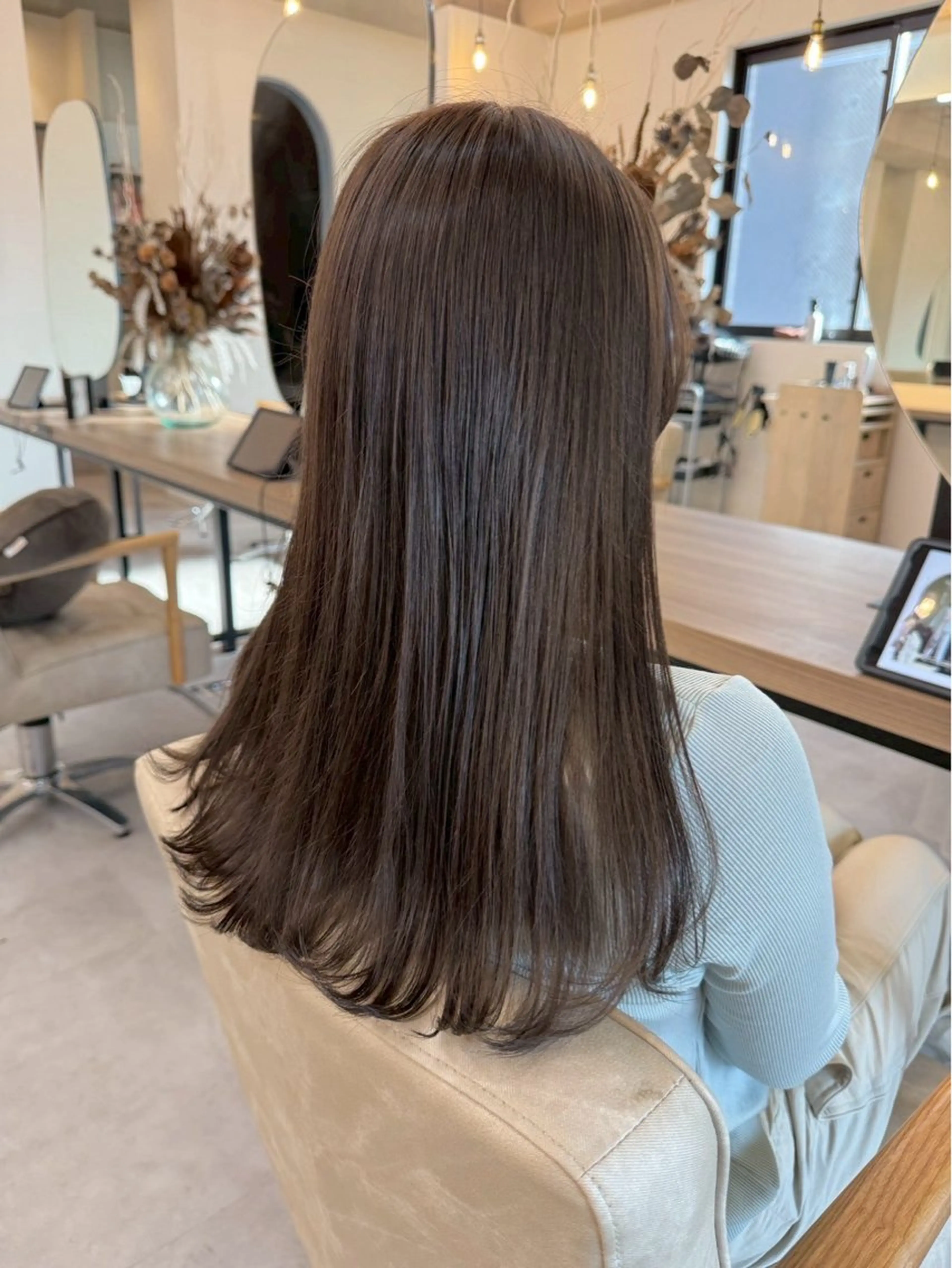 ロング カラー ブラウンカラー ダークブラウン レイヤー✂︎ぷつボブ 艶カラー🤍noaのヘアスタイル