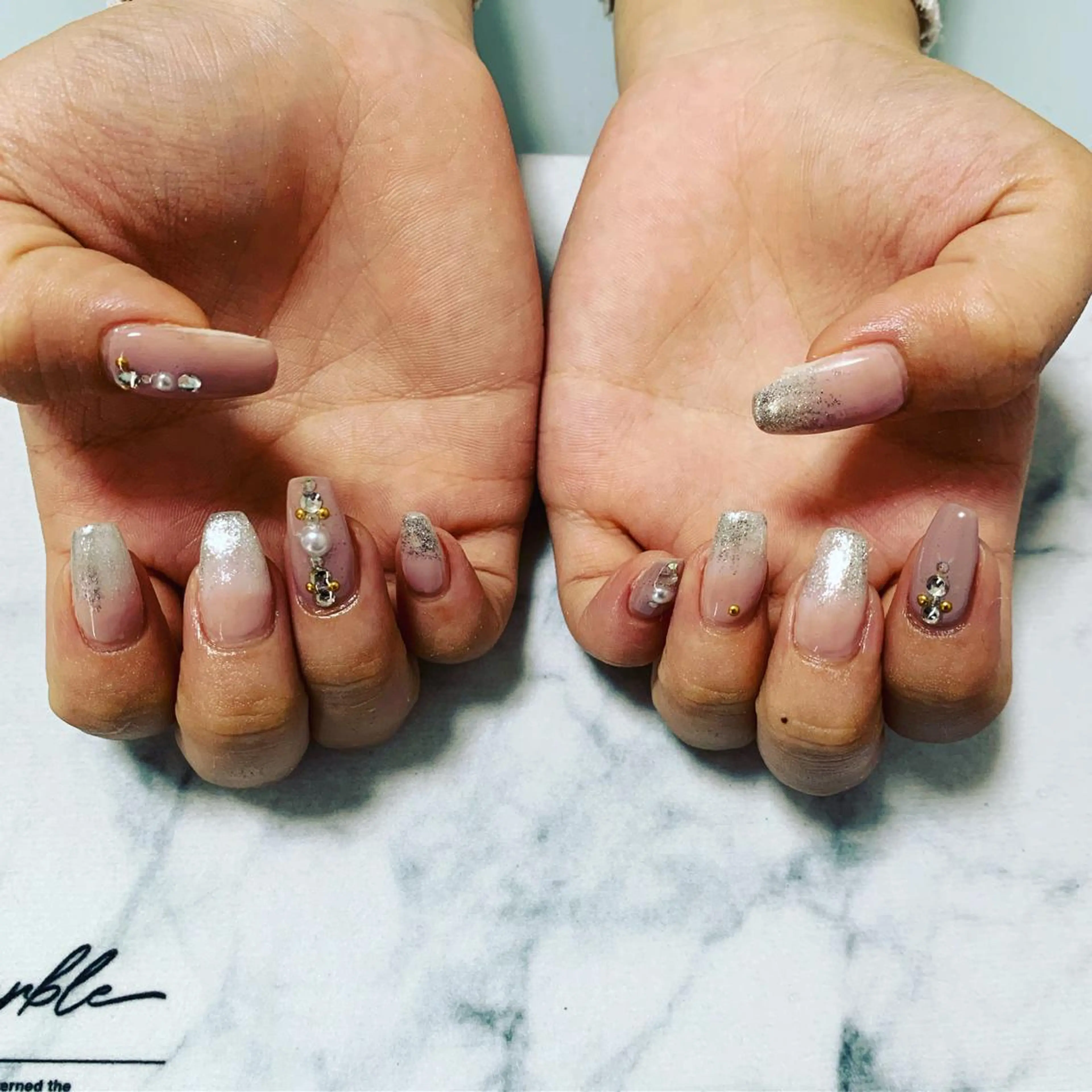 ネイル シンプルネイル 🌙🫧CHARME (RUKA)🦋🫧のネイルデザイン