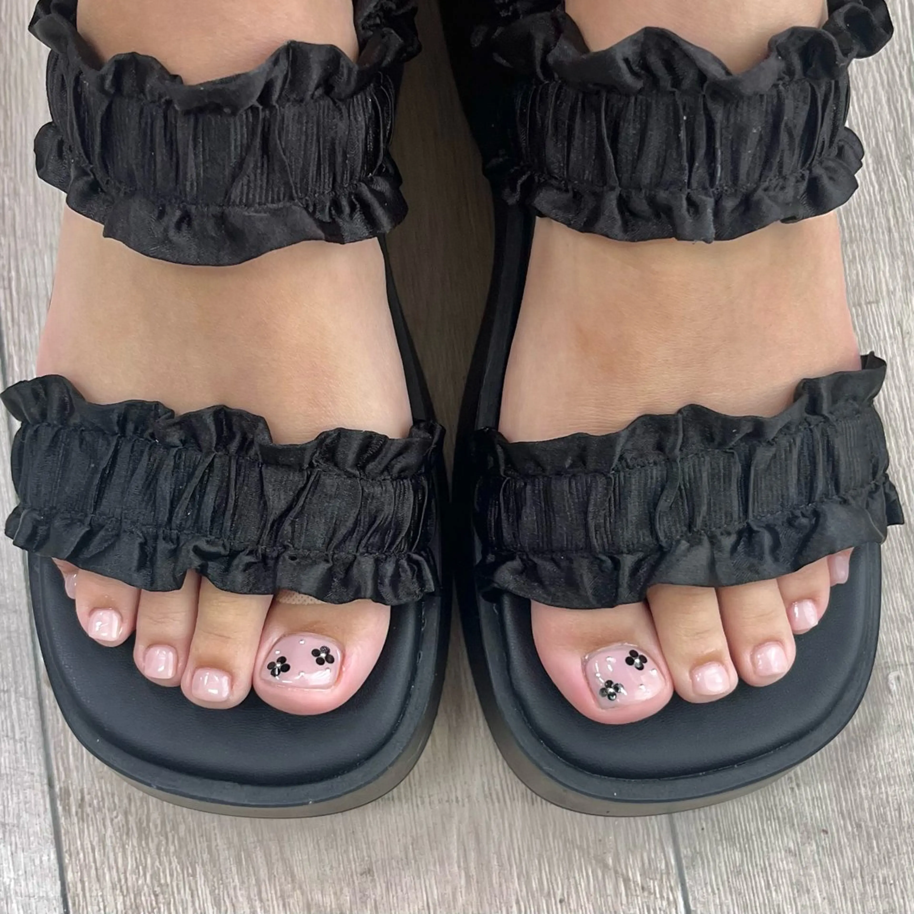 ネイル ワンカラーネイル フットネイル ✩UMEHARA✩ ネイル/マツパのネイルデザイン