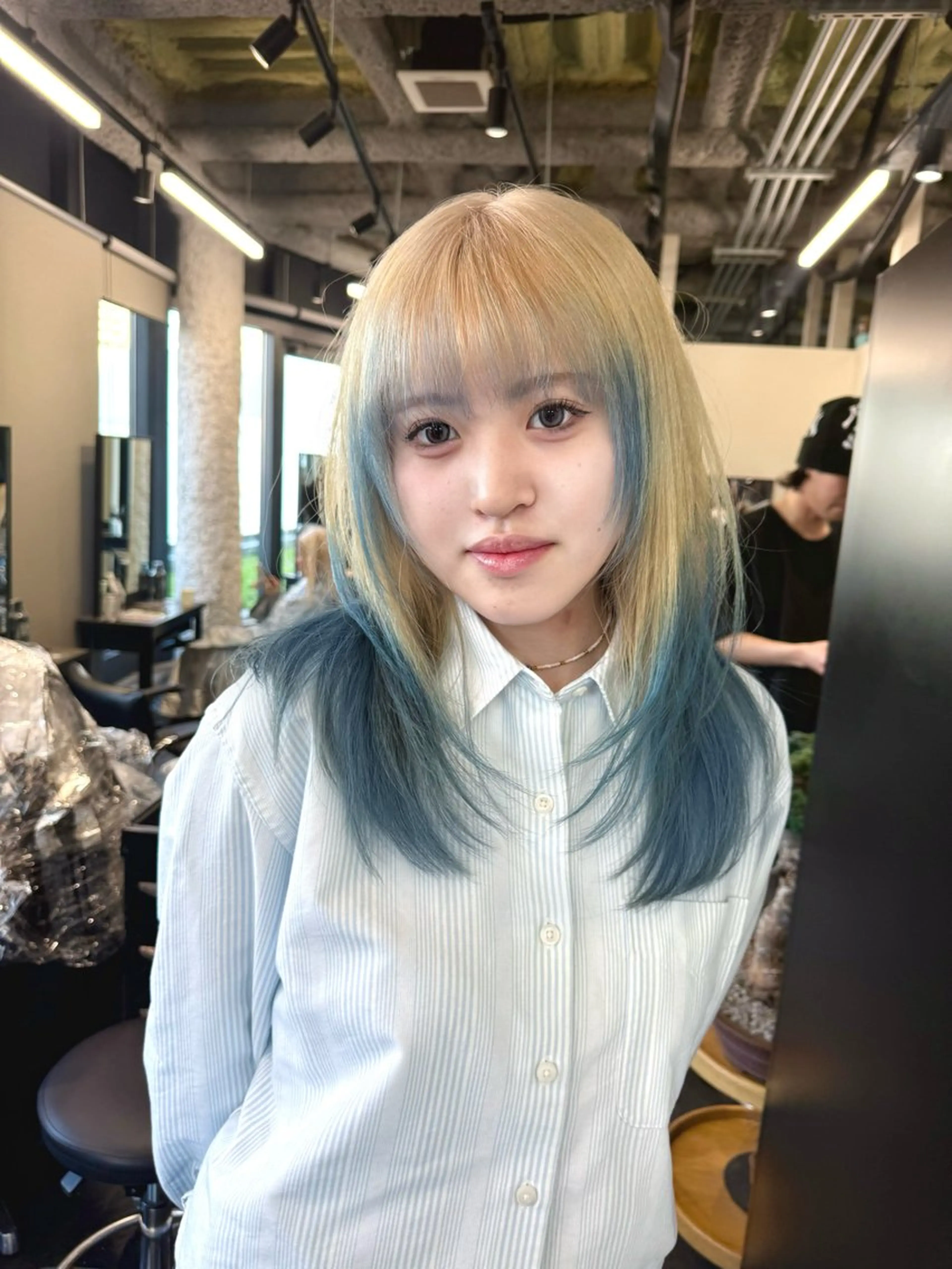 セミロング カット ヘアカラー トリートメント 秋山 輝星のヘアスタイル