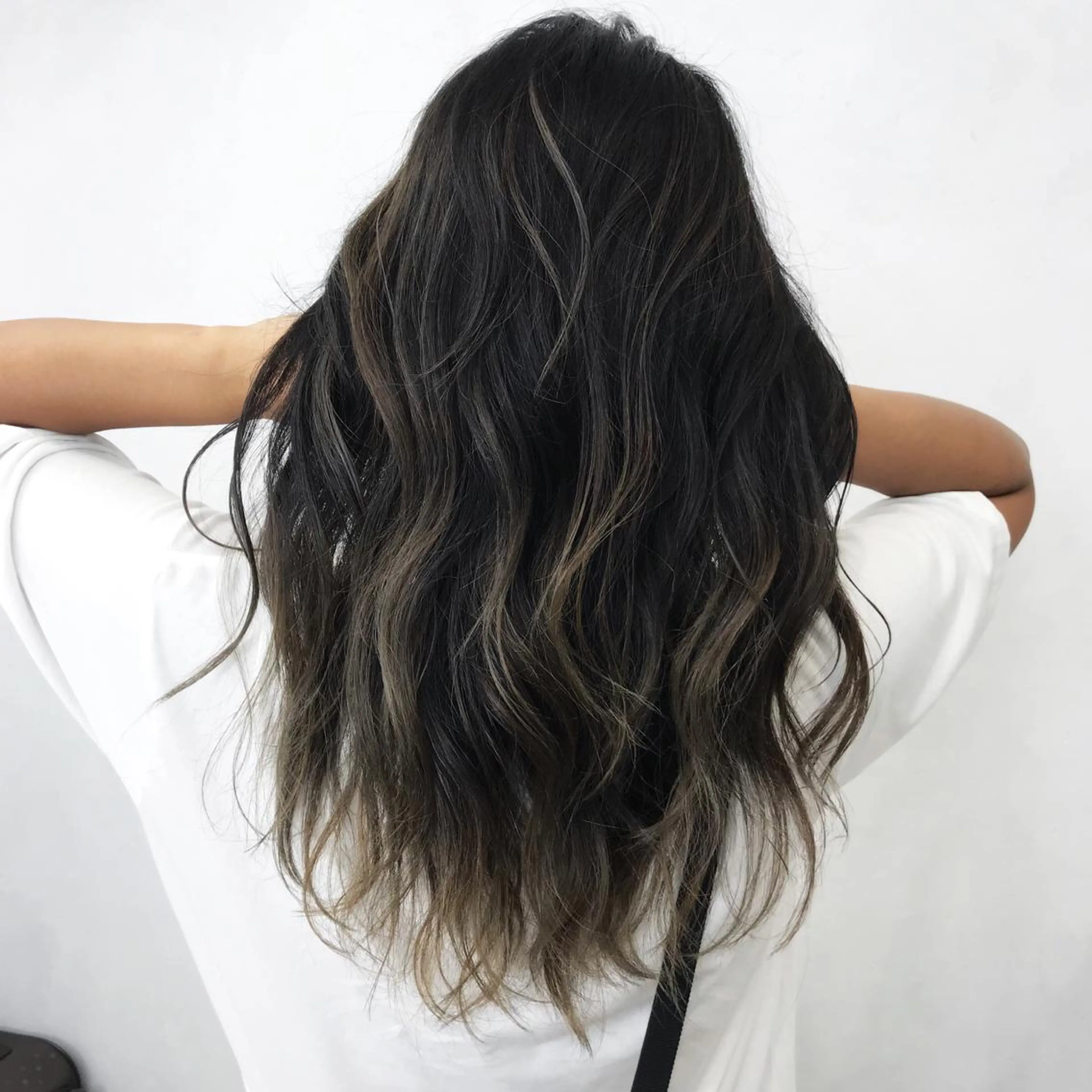 ロング カラー LUSTRE クロサワのヘアスタイル