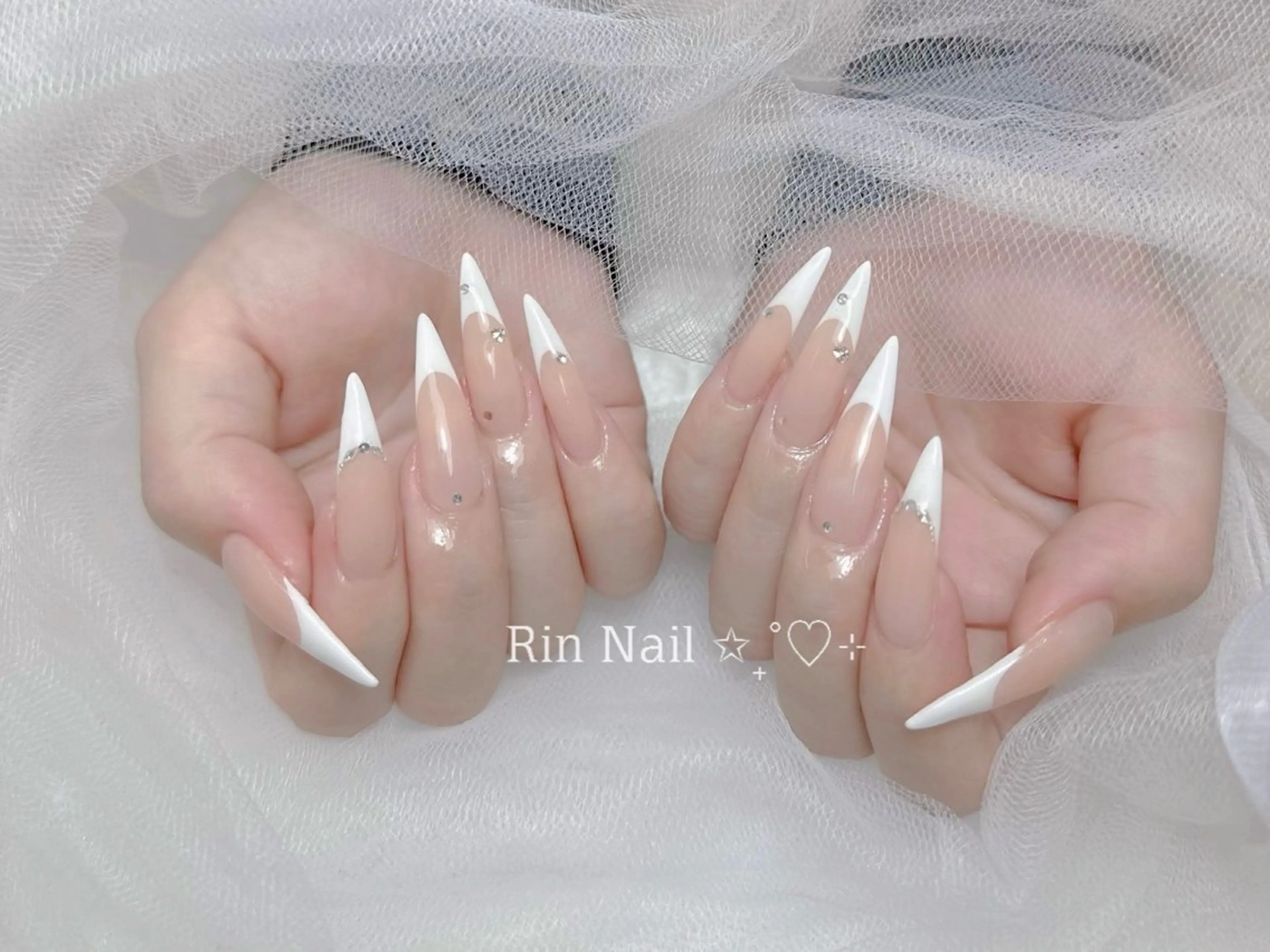 ネイル アートネイル オーロラネイル カジュアル クリアネイル 長さ出し ハンドネイル Rin Nail 新大久保店のネイルデザイン