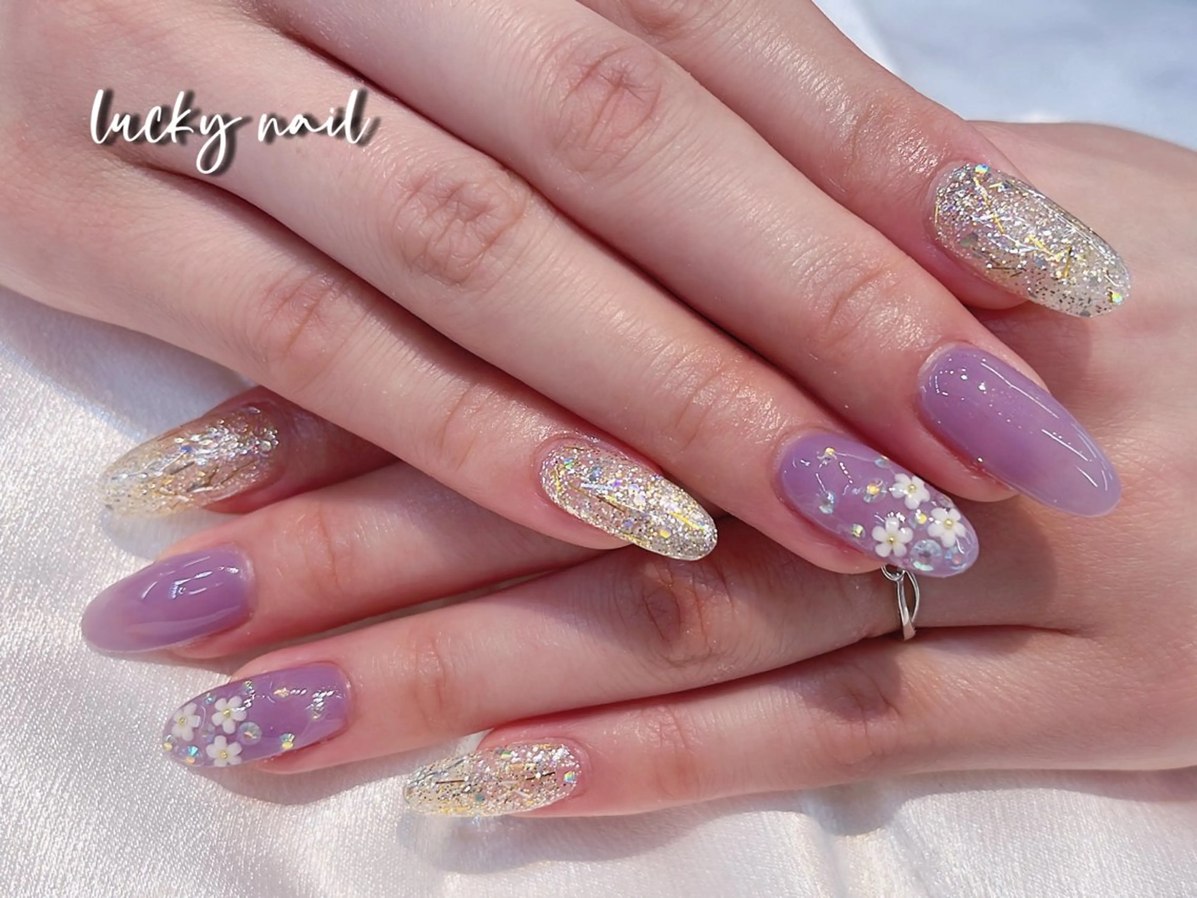 ネイル アートネイル チークネイル 長さ出し フットネイル ジェルネイル ハンドネイル ハンドケア ラッキーネイルサロン 西川口東口店のネイルデザイン