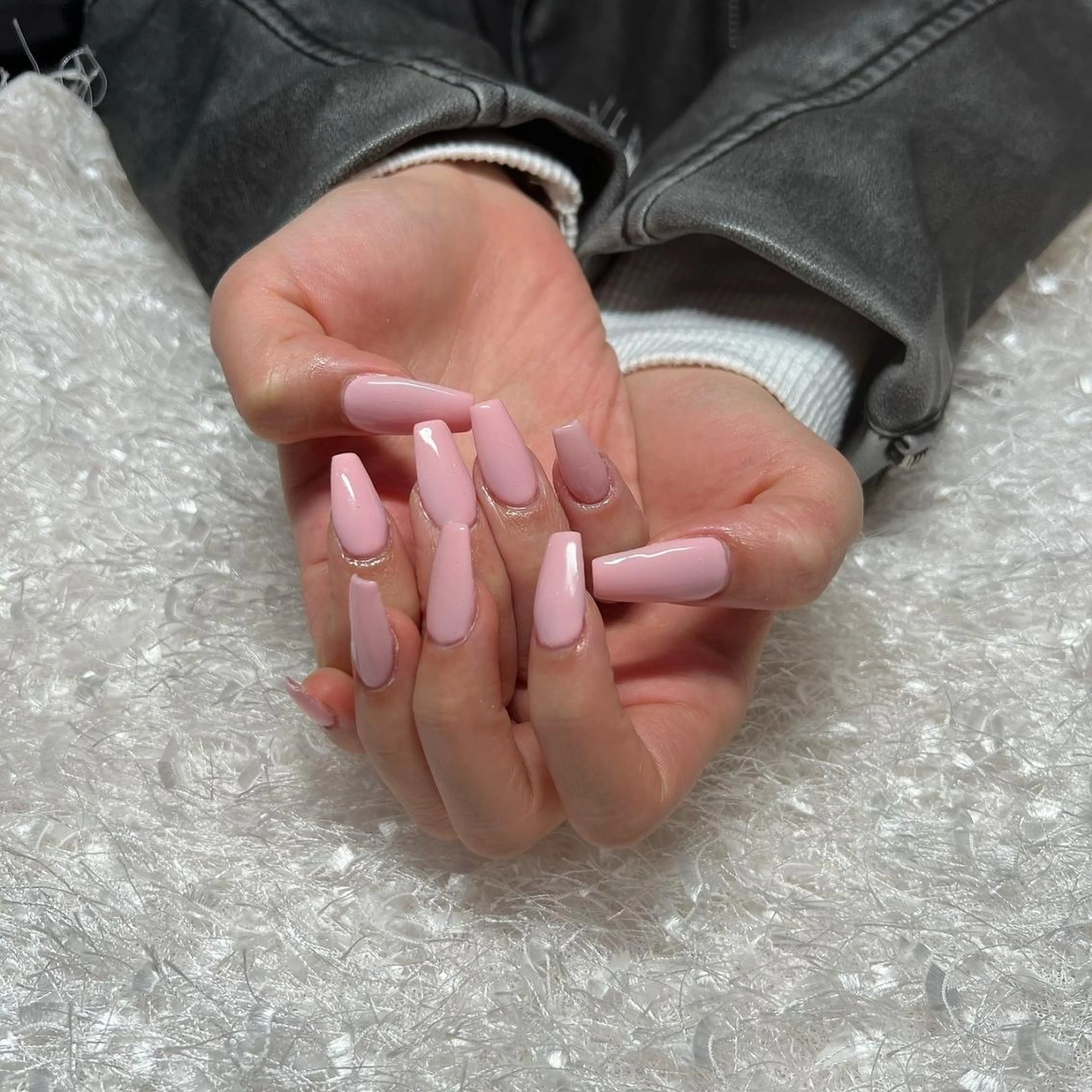 ネイル 長さ出し フレンチネイル ジェルネイル グラデーション 韓国ネイル ハンドネイル Nail&eye Belire 新宿のネイルデザイン