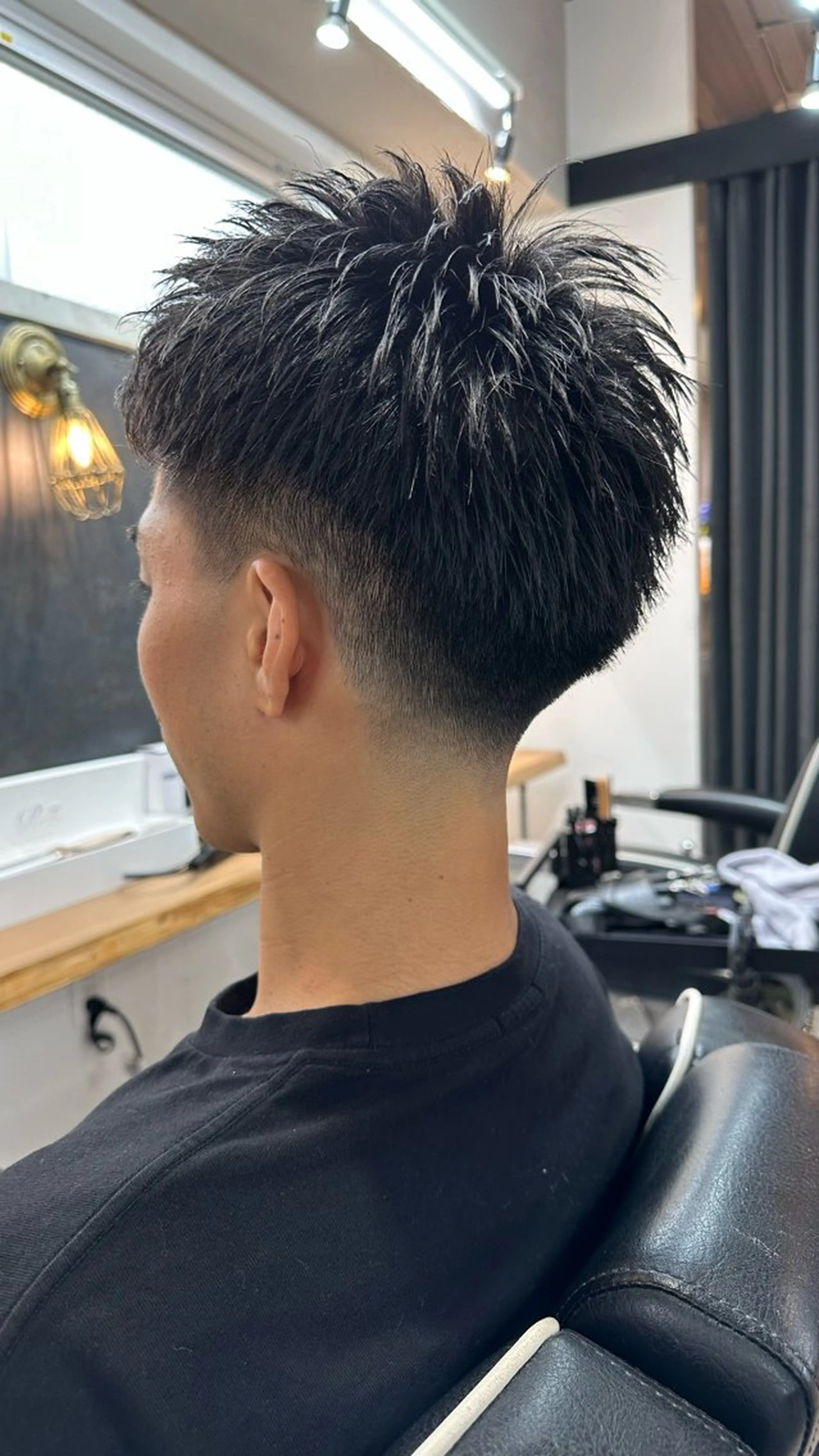 メンズ 律喜/パーマ /メンズ/フェードのヘアスタイル