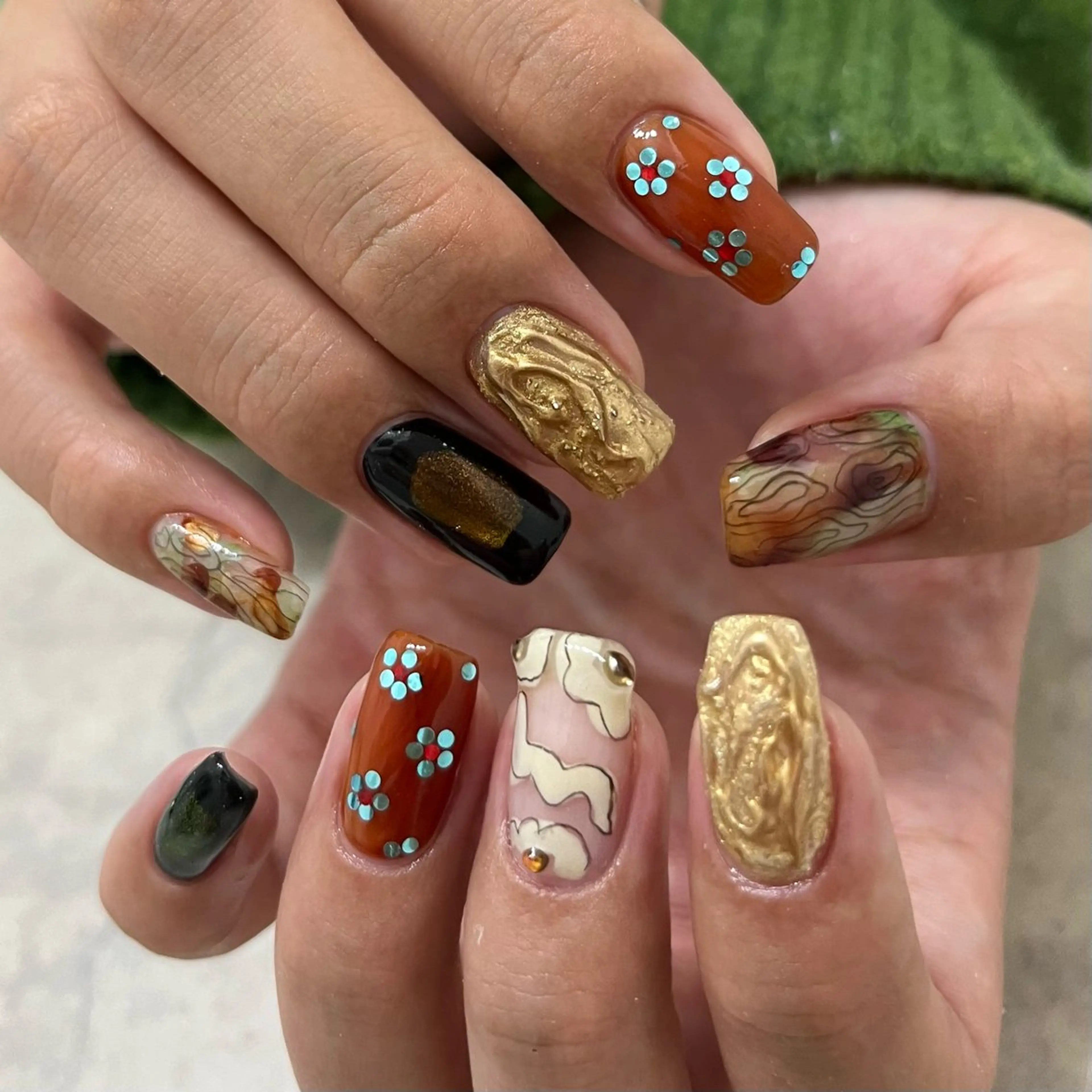 ネイル グリーン 持ち込み ハンドネイル vegh.所属・vegh. nail／阿波座のネイルデザイン