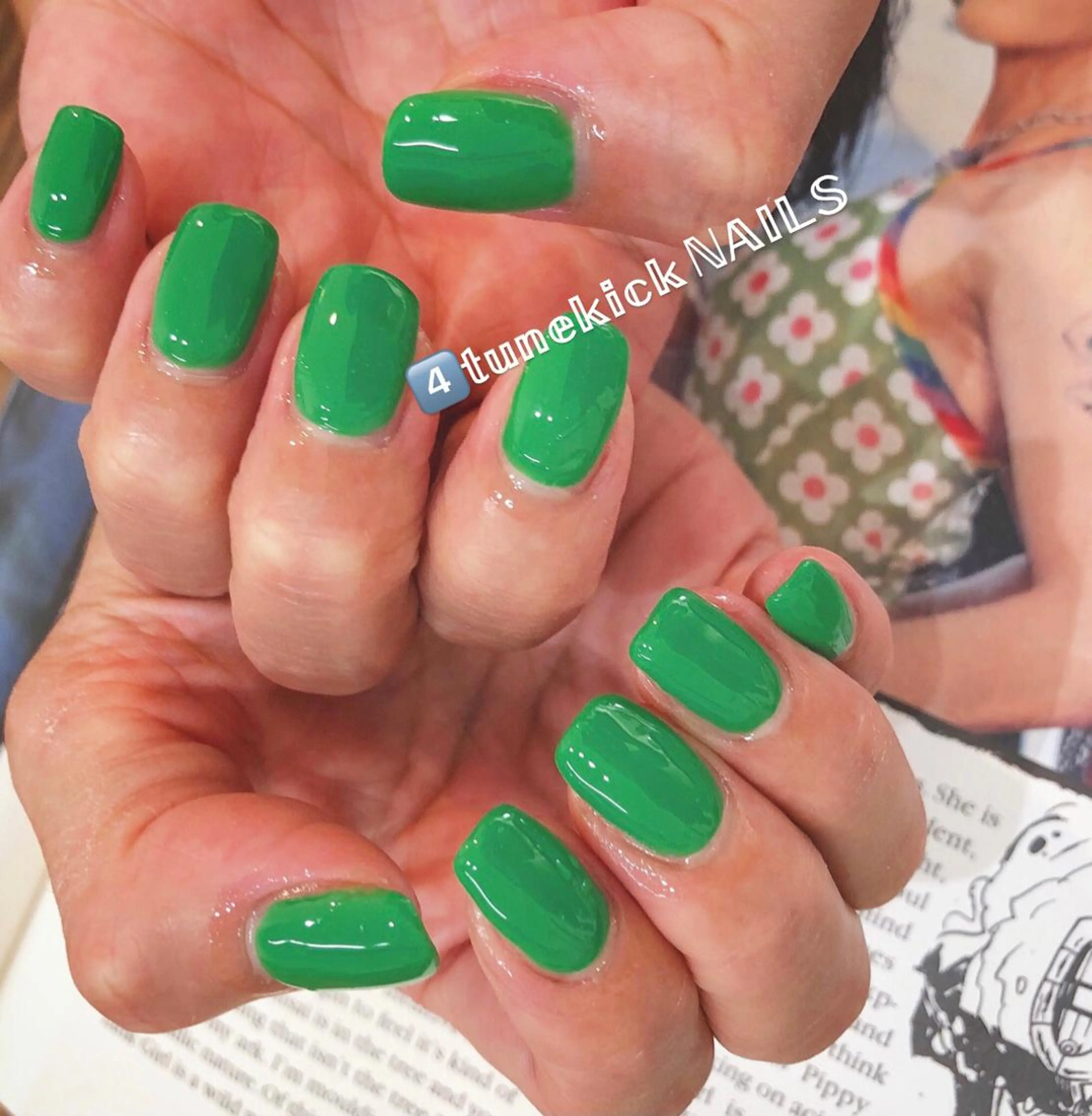 ネイル グリーン 4tunekick NAILS(フォーチュンキックネイルズ)所属・星野 淳子のネイルデザイン