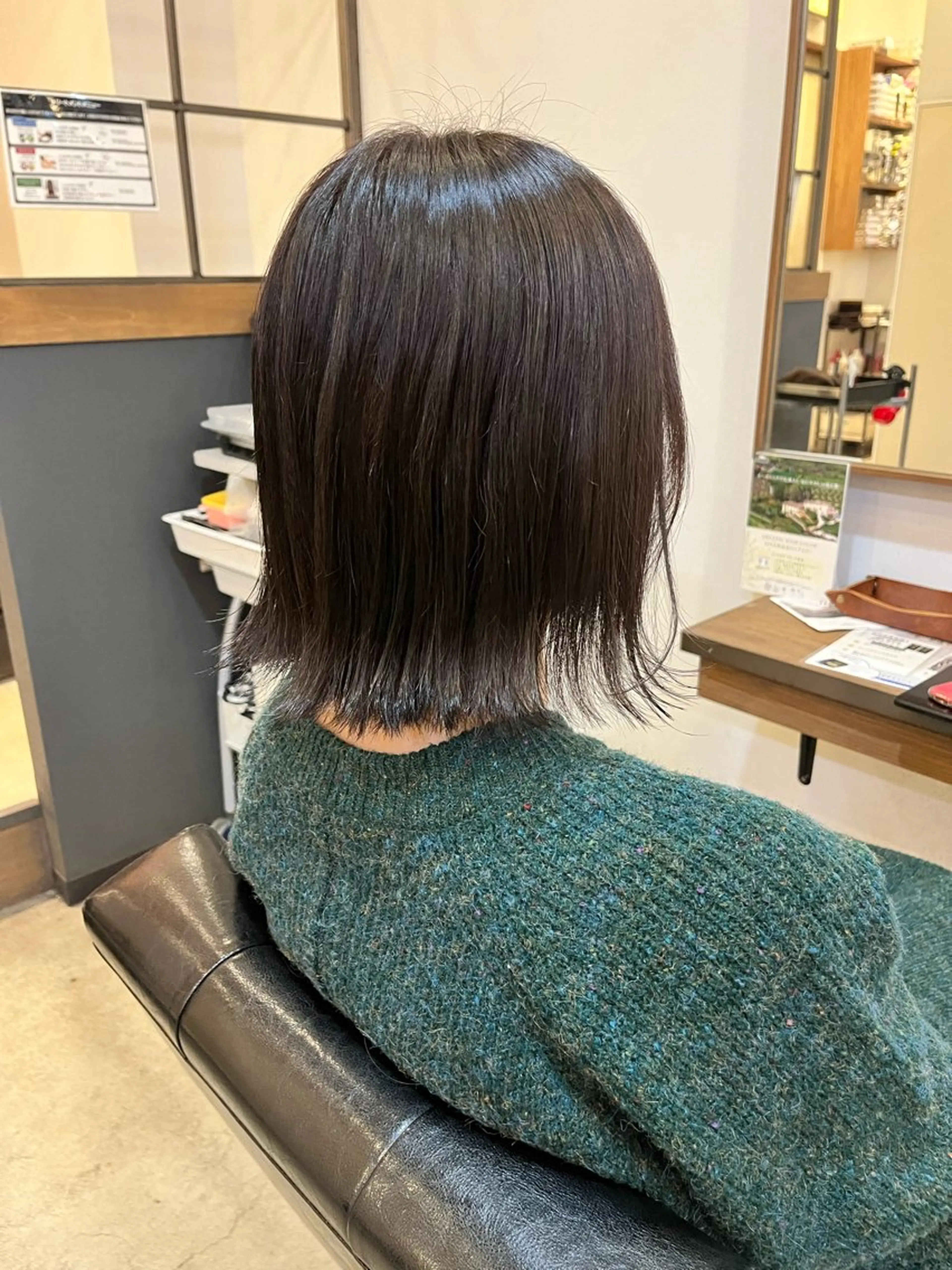 ミディアム 小堀 いぶきのヘアスタイル