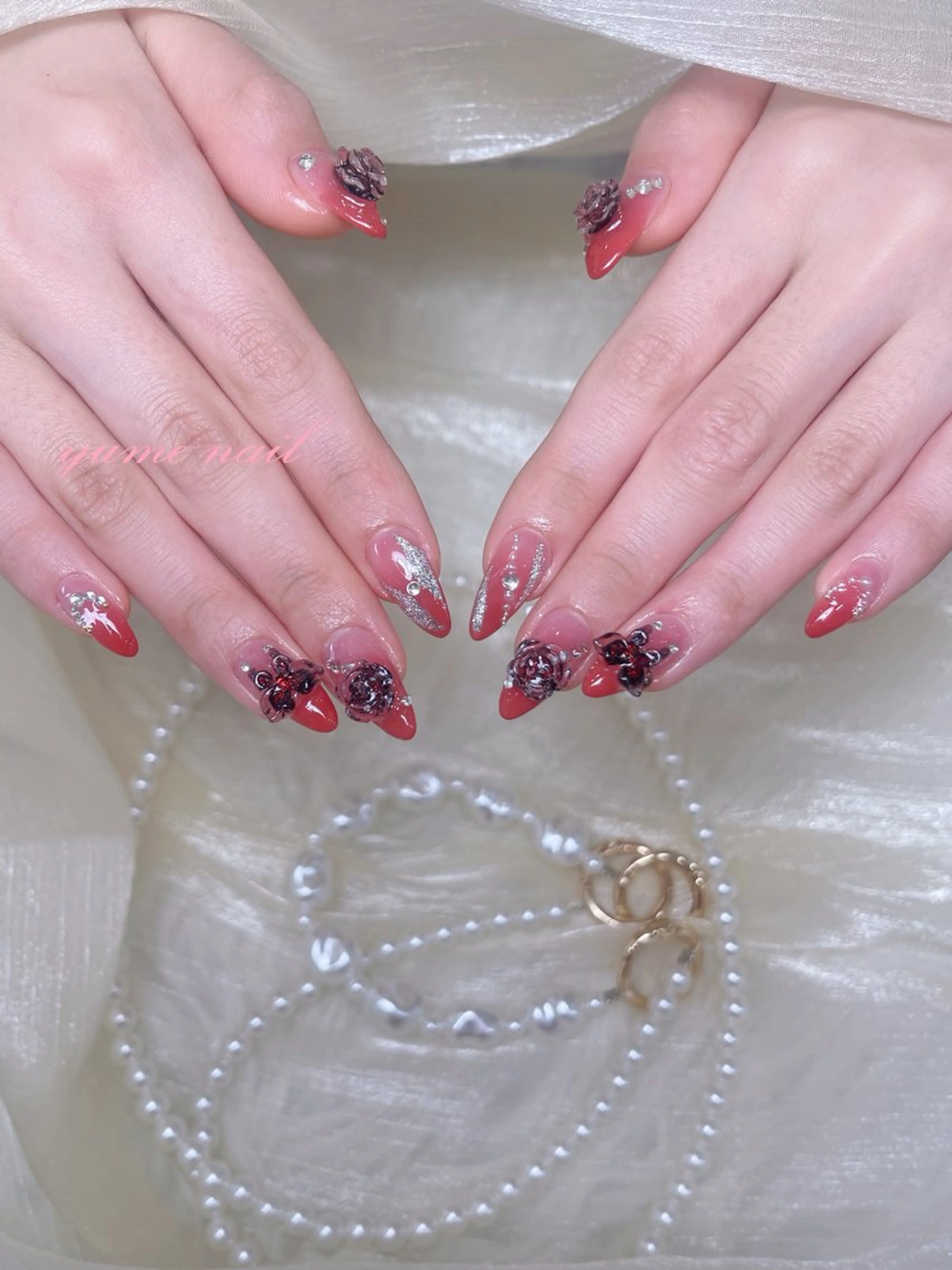 ミディアム ヒエン NAILのネイルデザイン