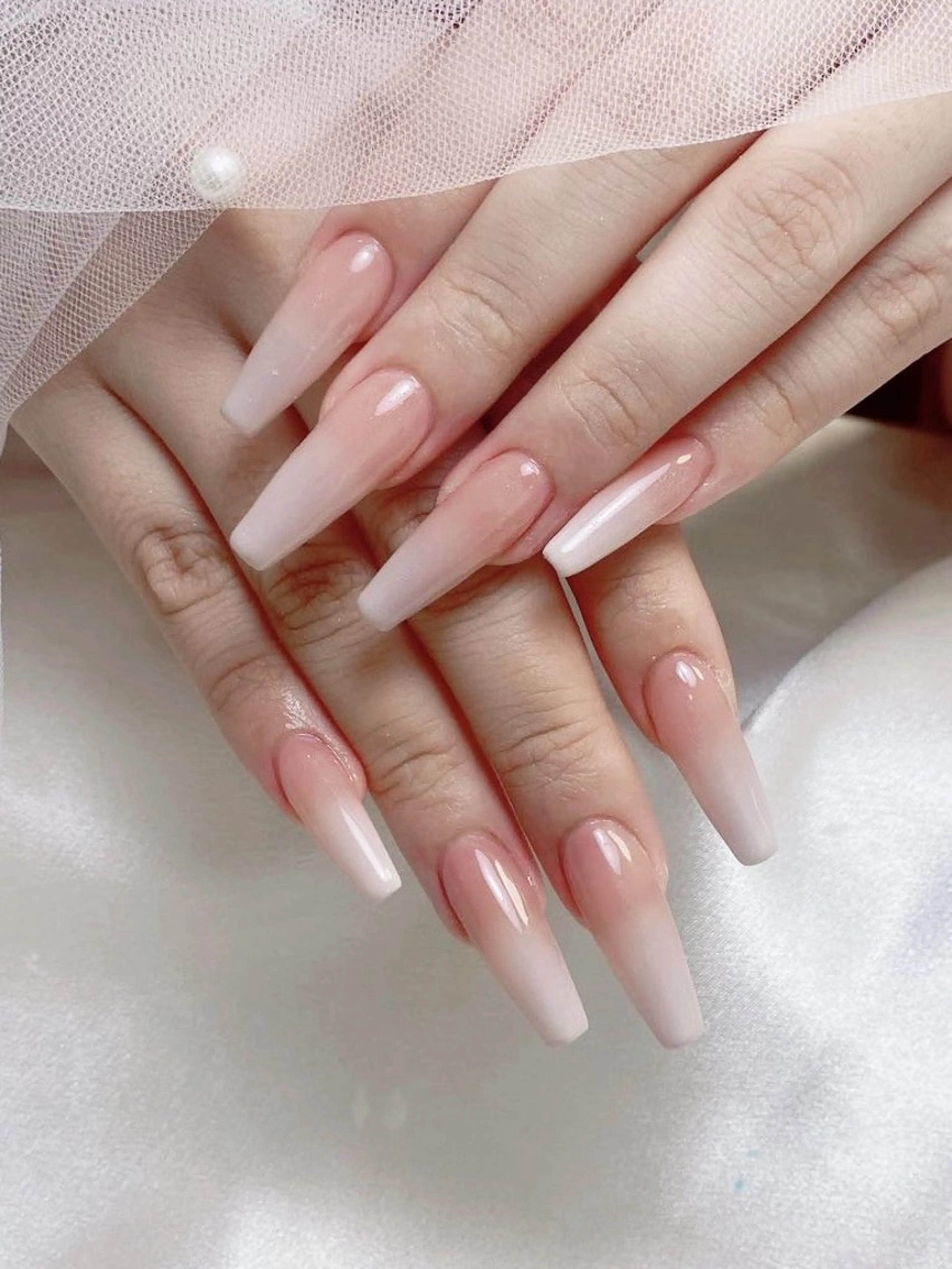 ネイル フレンチネイル ジェルネイル ハート 韓国ネイル マグネットネイル ハンドネイル ネイルサロン lotusのネイルデザイン