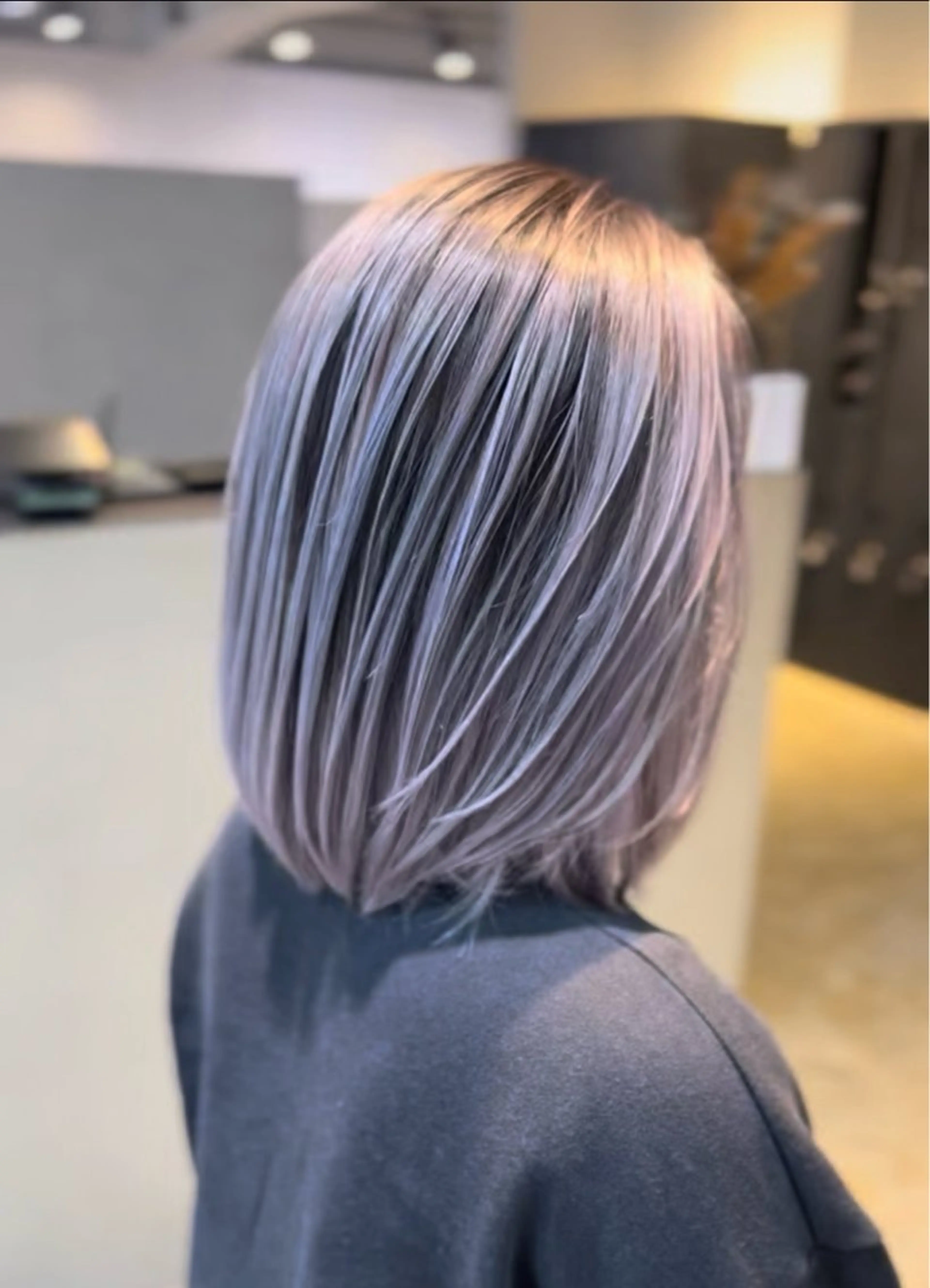 ショート Merly Misa /バレイヤージュのヘアスタイル