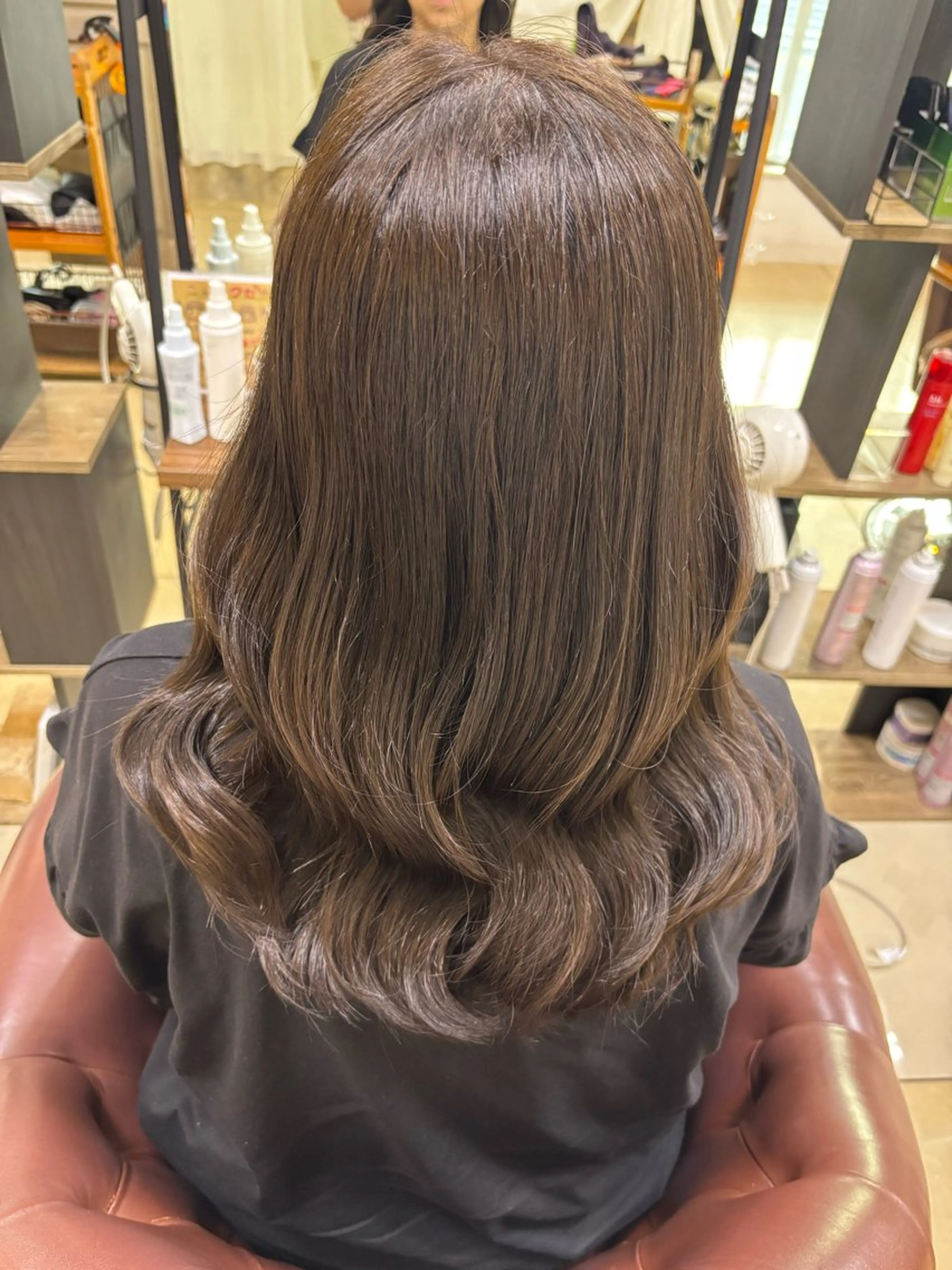 ミディアム ヘアカラー トリートメント eMu透明感カラー 🪄◝✩🫧yukiのヘアスタイル