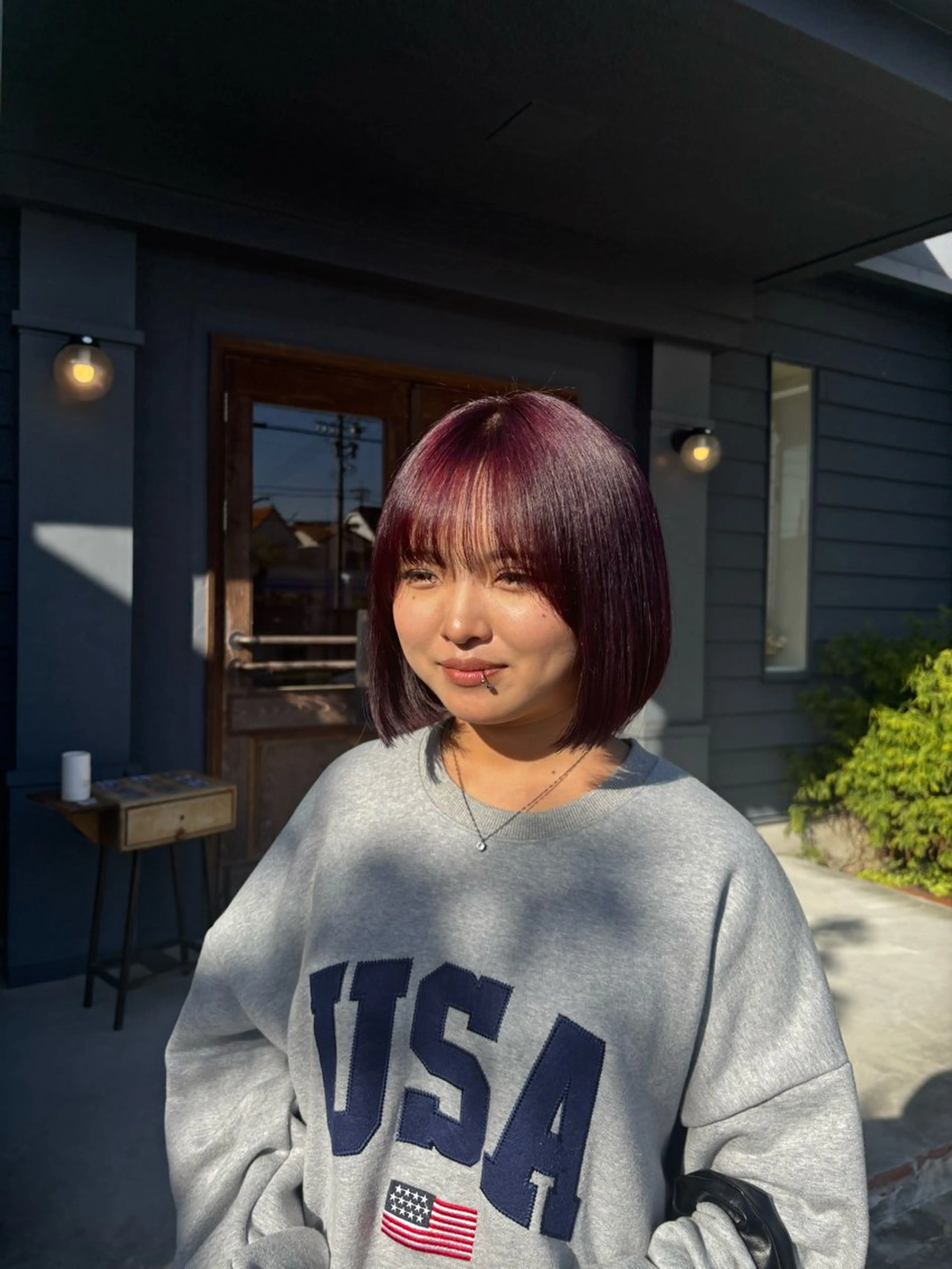 ショート カラー ブリーチ ピンクカラー 艶カラー／髪質改善ス トレート／羽菜のヘアスタイル