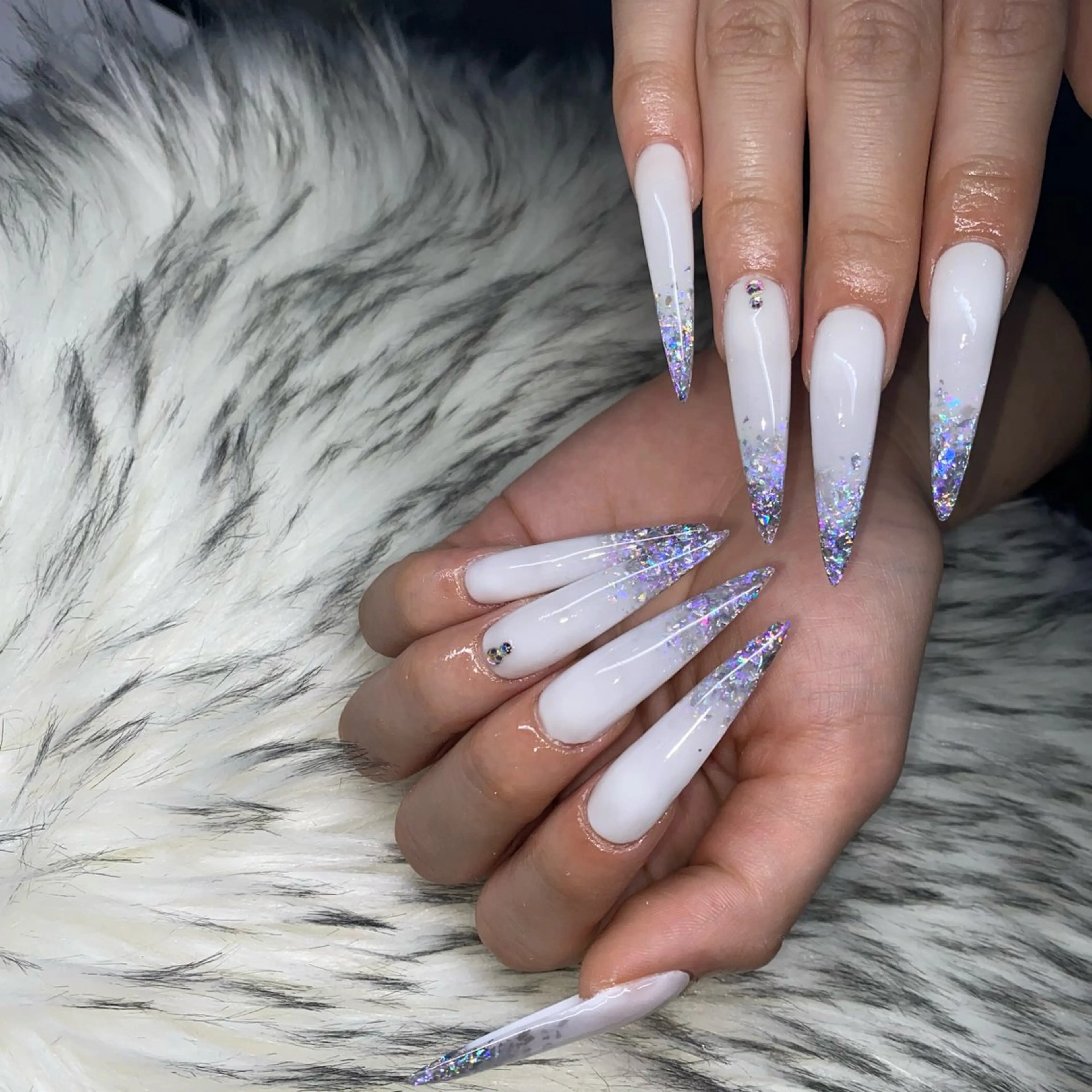 ネイル ハンドネイル la vie Luire ｱｽｶのネイルデザイン