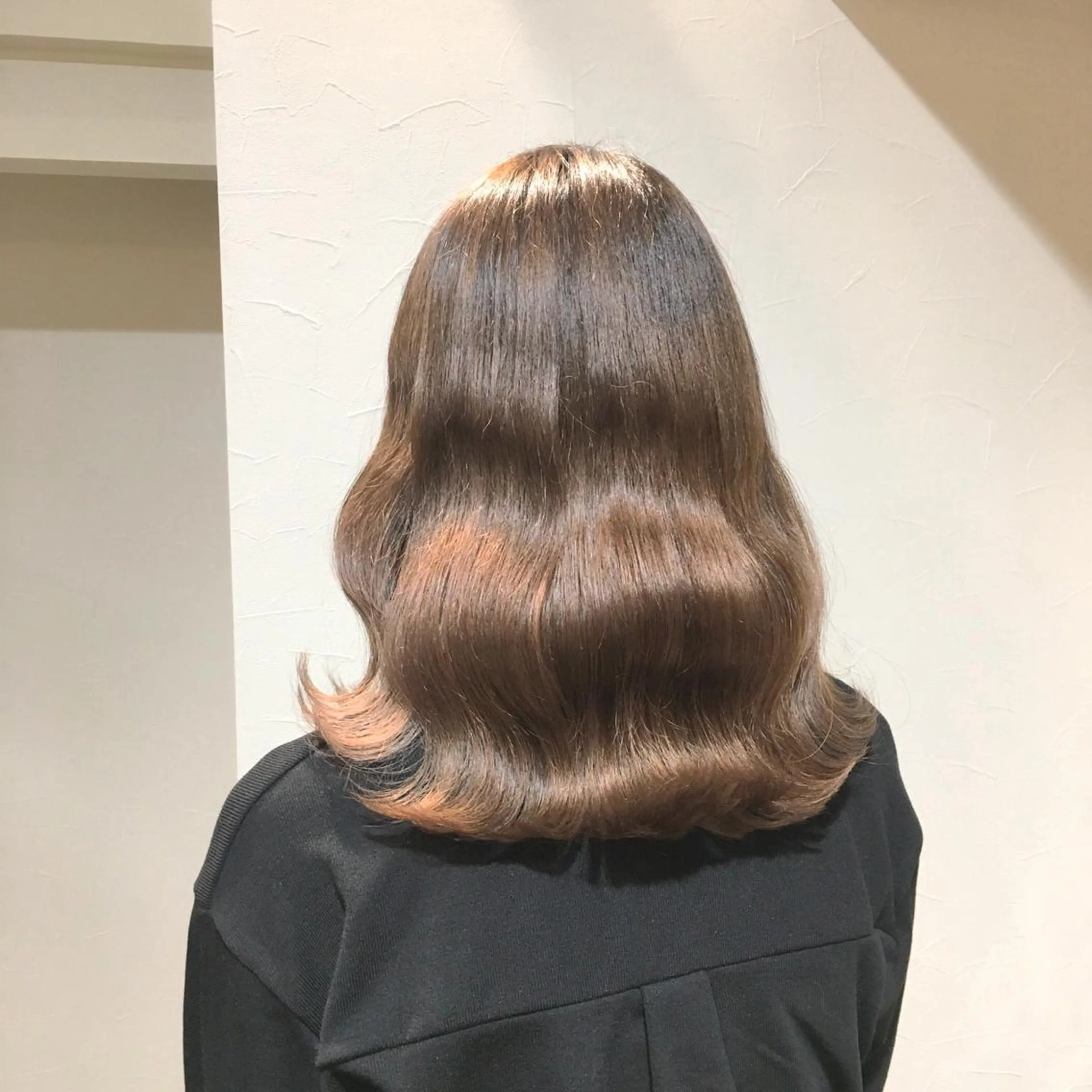 ミディアム カラー ヘアアレンジ 柔らか垢抜けｶﾗｰと ｶｯﾄ🫧ASUKAのヘアスタイル