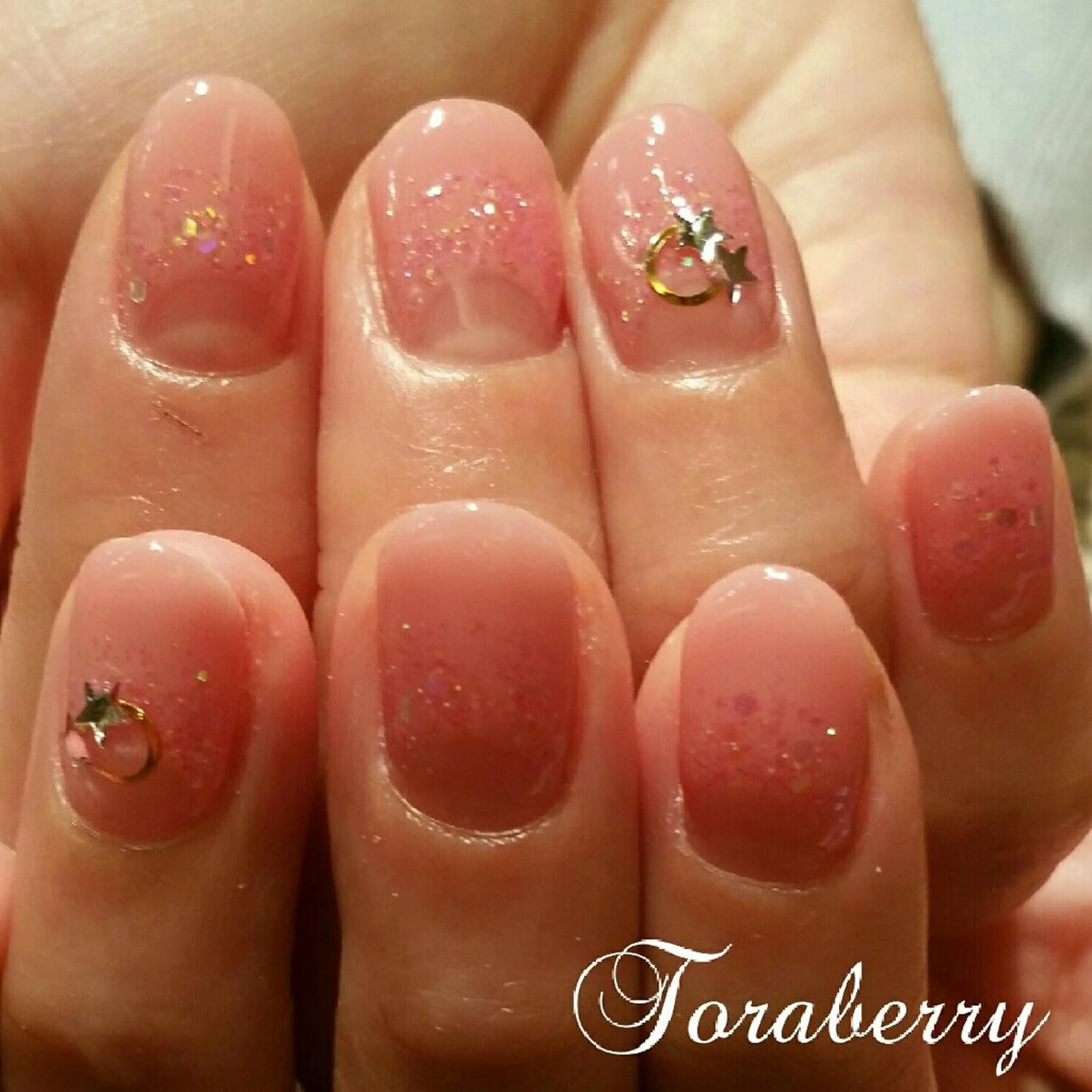 ネイル フレンチネイル 逆フレンチ ネイリスト なつみのネイルデザイン