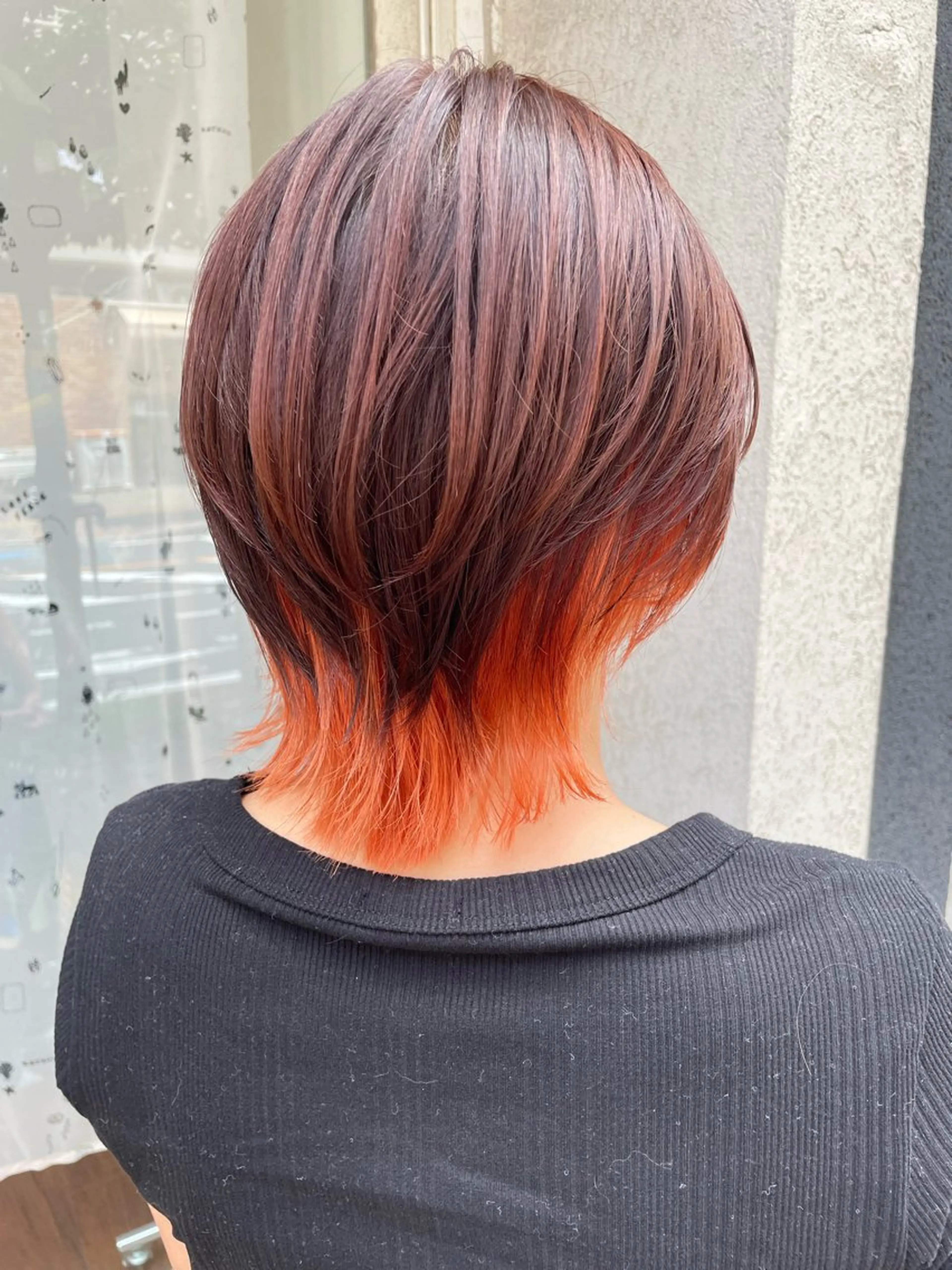 ミディアム カラー ブラウンカラー オレンジ オレンジブラウン ウルフカット ヘアカラー トリートメント CoCooN 店長 さのえみのヘアスタイル